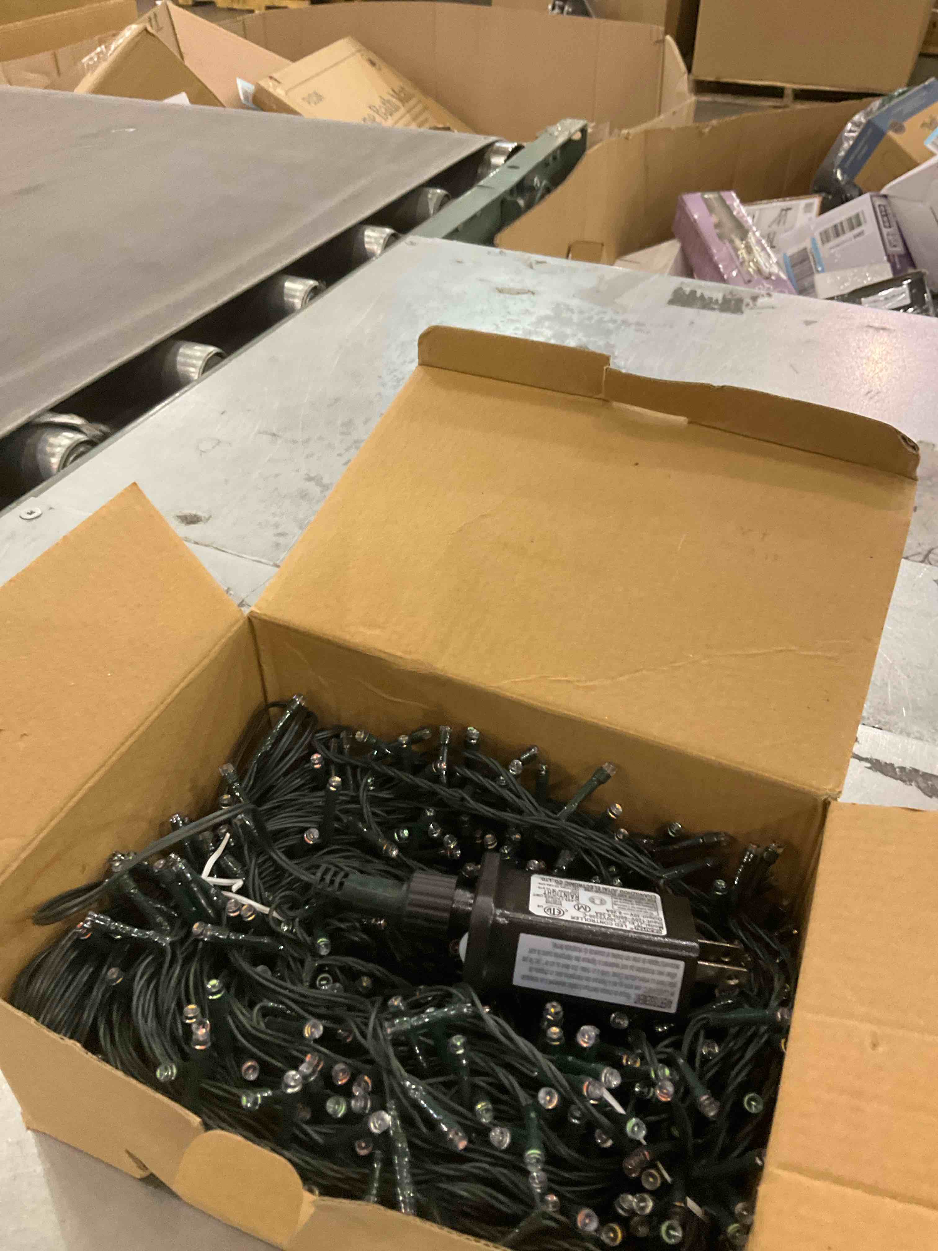 https://s3.amazonaws.com/lotting-images-prod/bidfta/GRA2088819_1739469862595.jpeg