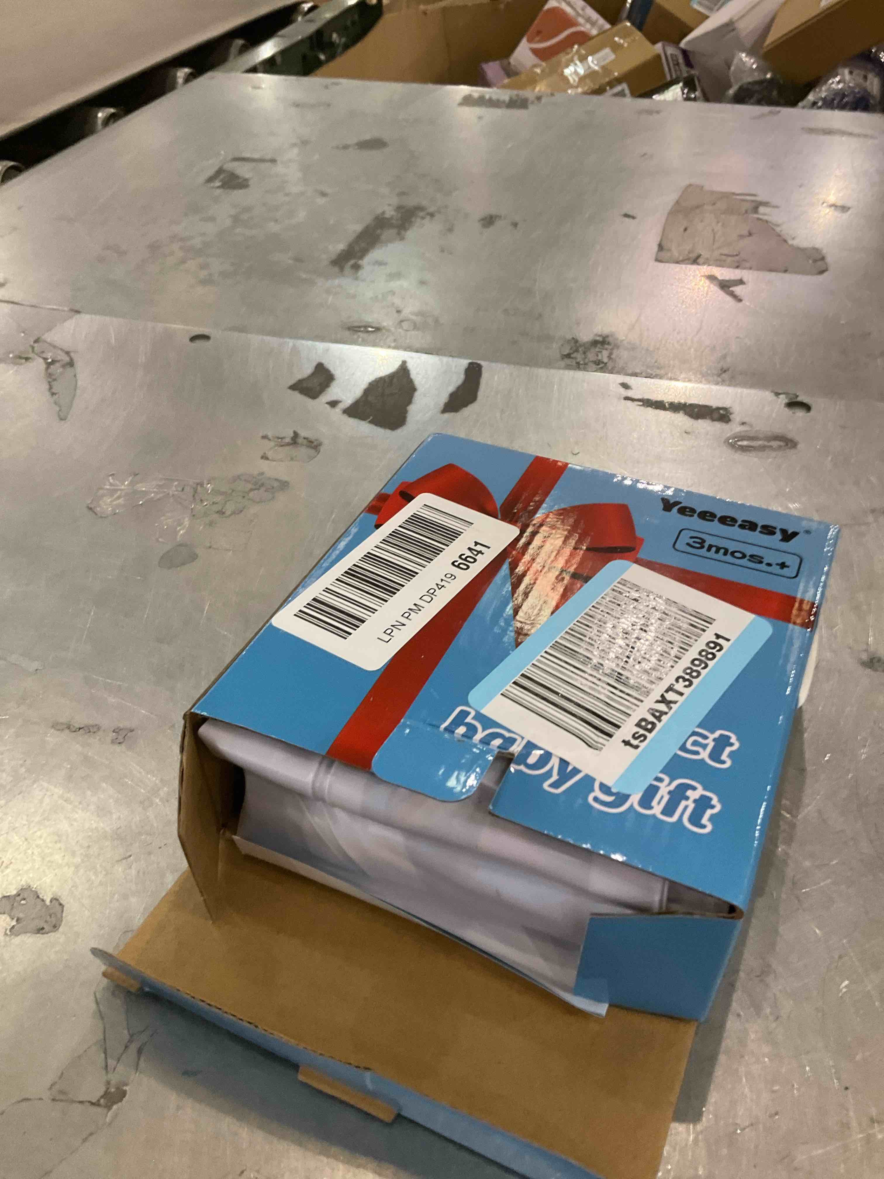 https://s3.amazonaws.com/lotting-images-prod/bidfta/GRA2088822_1739470073387.jpeg