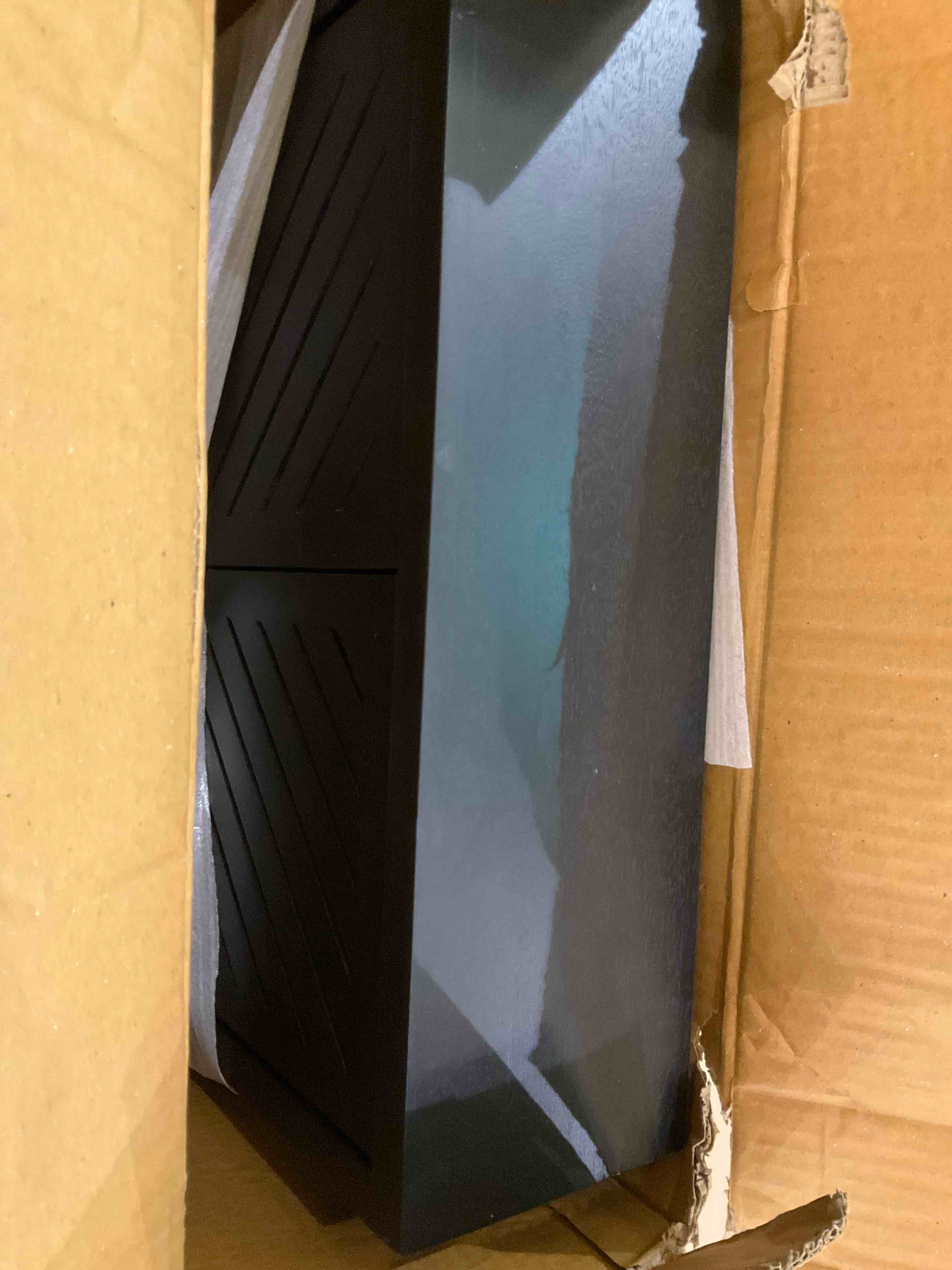 https://s3.amazonaws.com/lotting-images-prod/bidfta/GRA2089719_1738008440946.jpeg