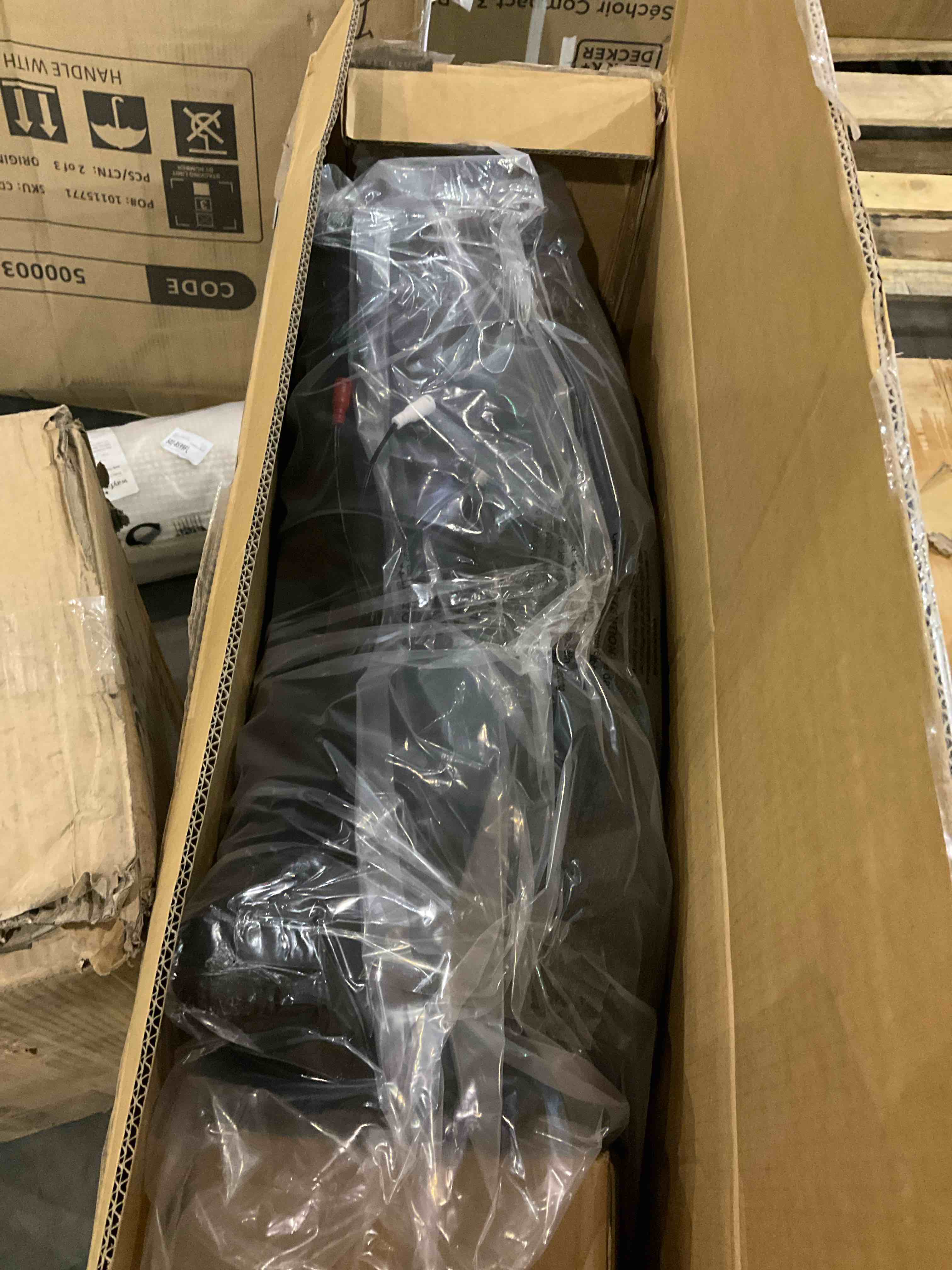 Wide Power Recliner Lift Chair R7070DE-Box 2