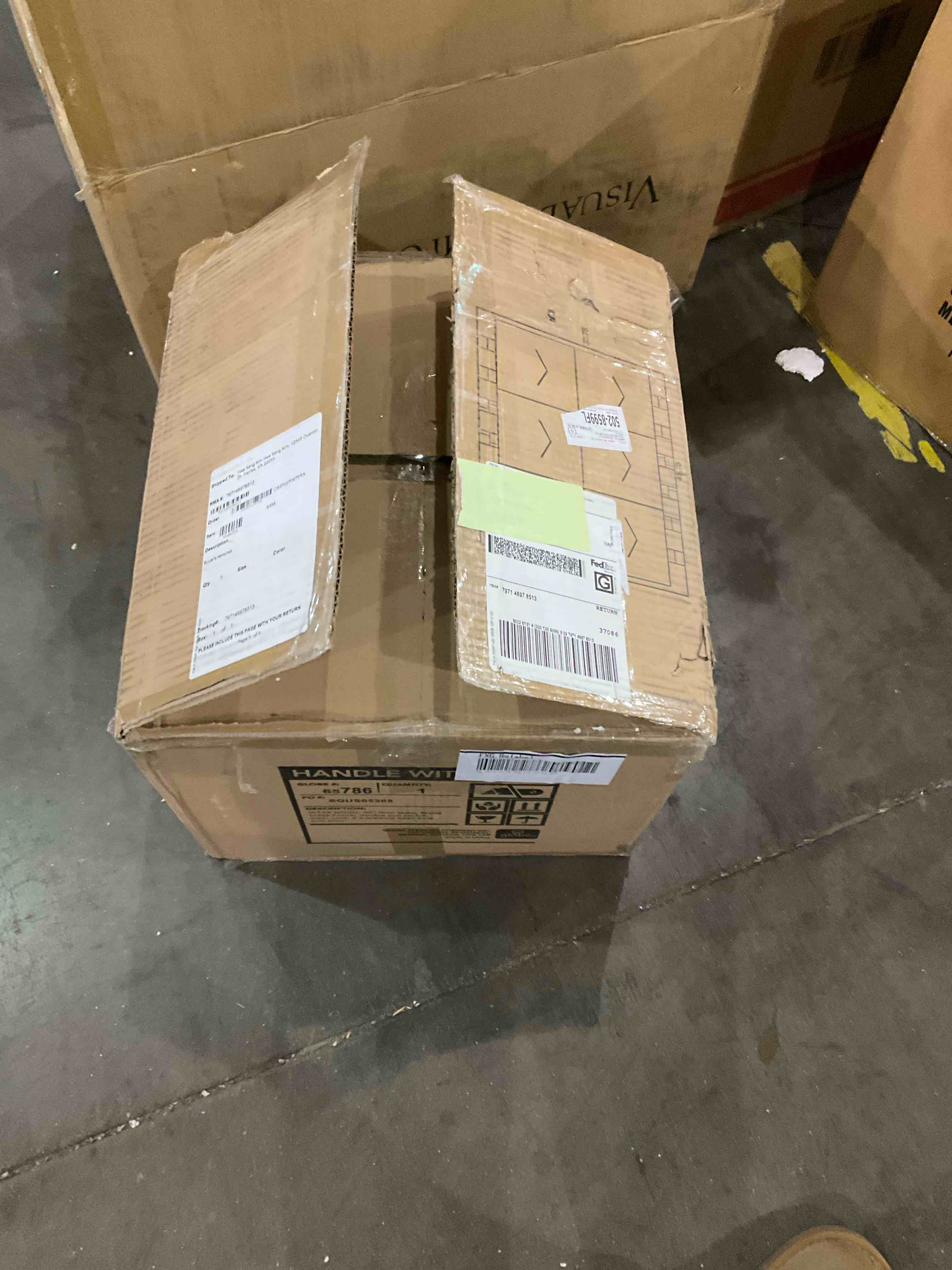 https://s3.amazonaws.com/lotting-images-prod/bidfta/GRA2090246_1738330481861.jpeg
