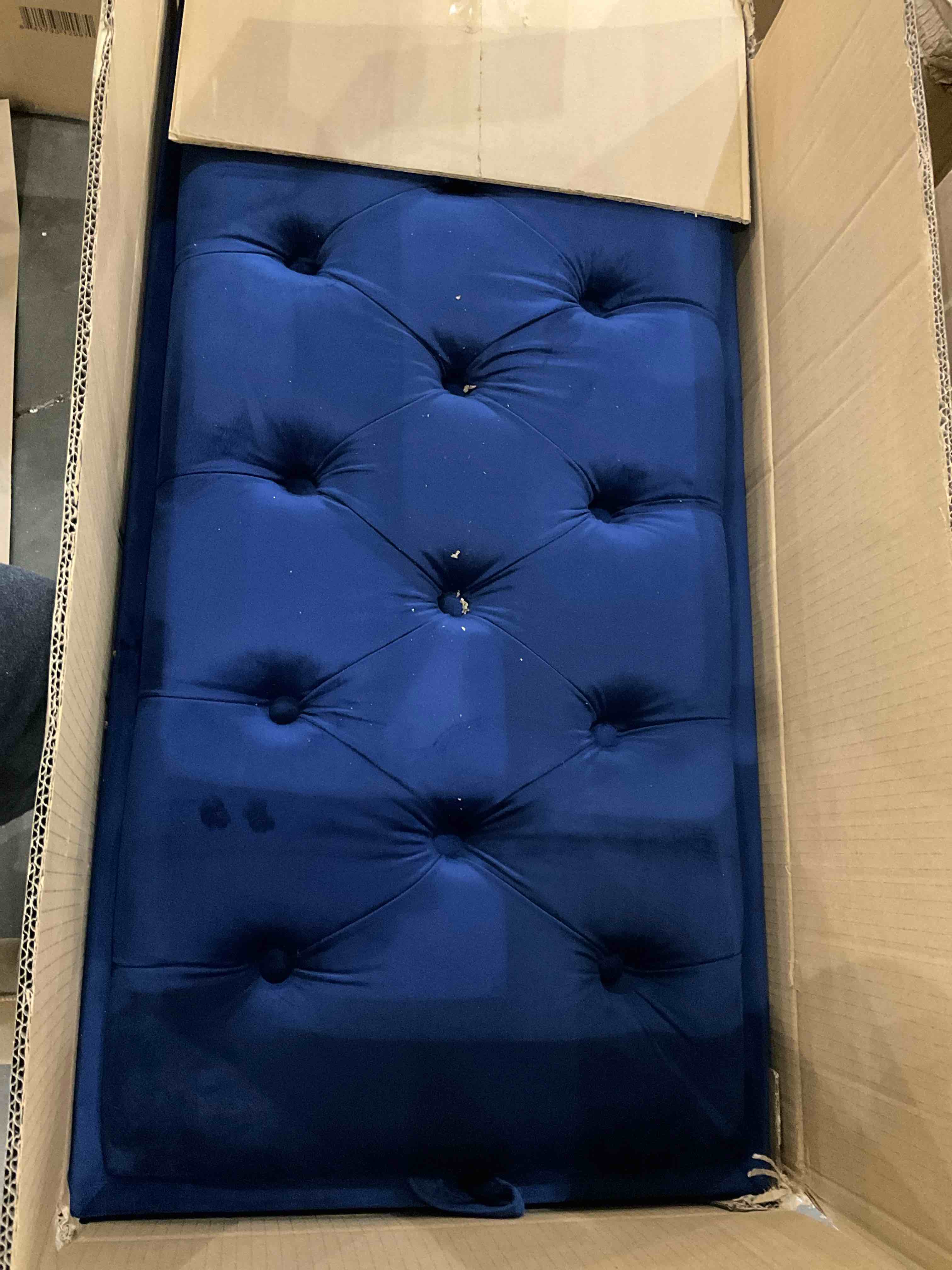 Mantorville 35 Wide Ottoman with Storage