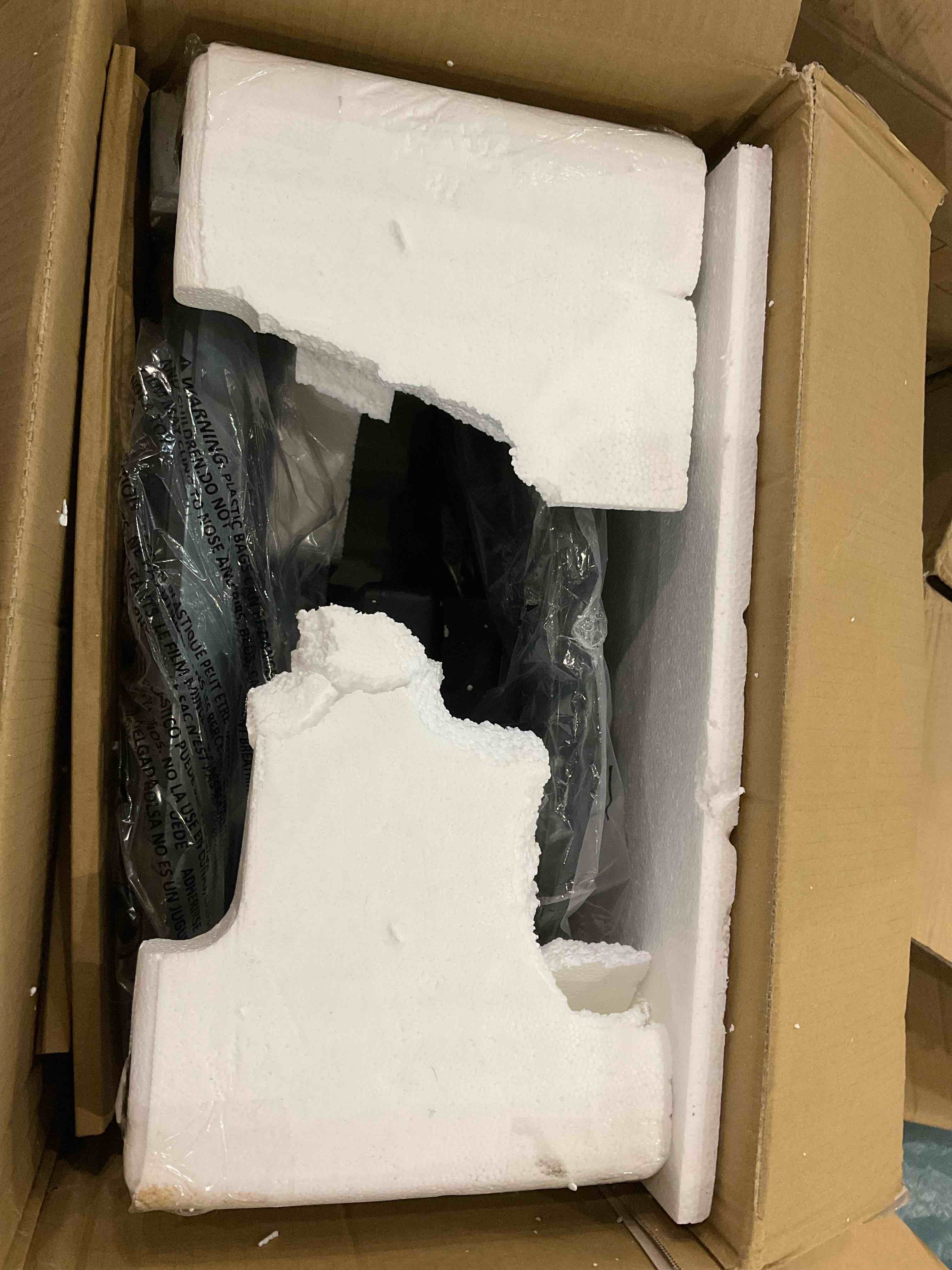 BLACK+DECKER Patio Floor Electric Heater, Patio Heater Stand for Outdoors with 3 Heat Settings