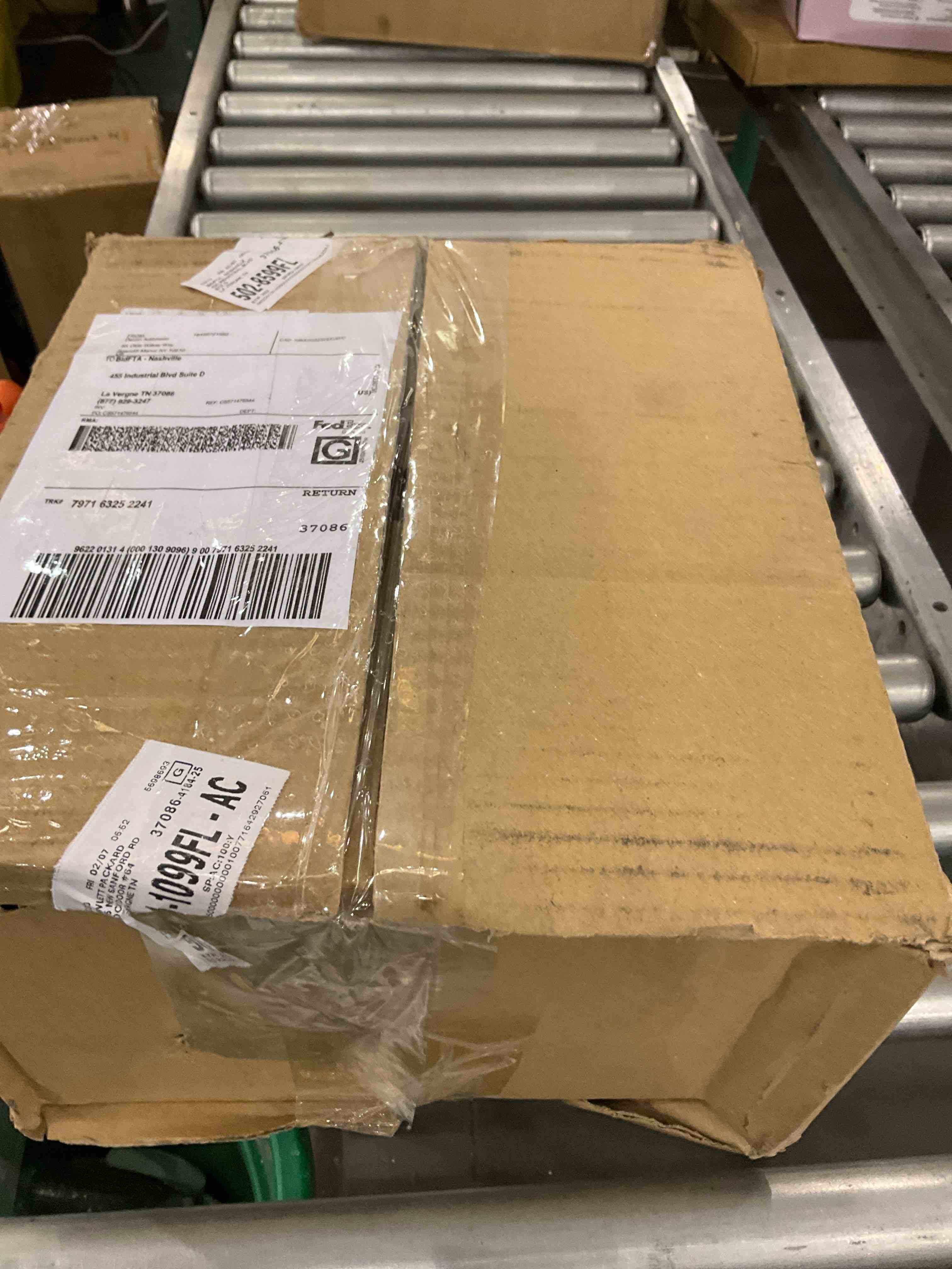 https://s3.amazonaws.com/lotting-images-prod/bidfta/GRA2093265_1740242633085.jpeg