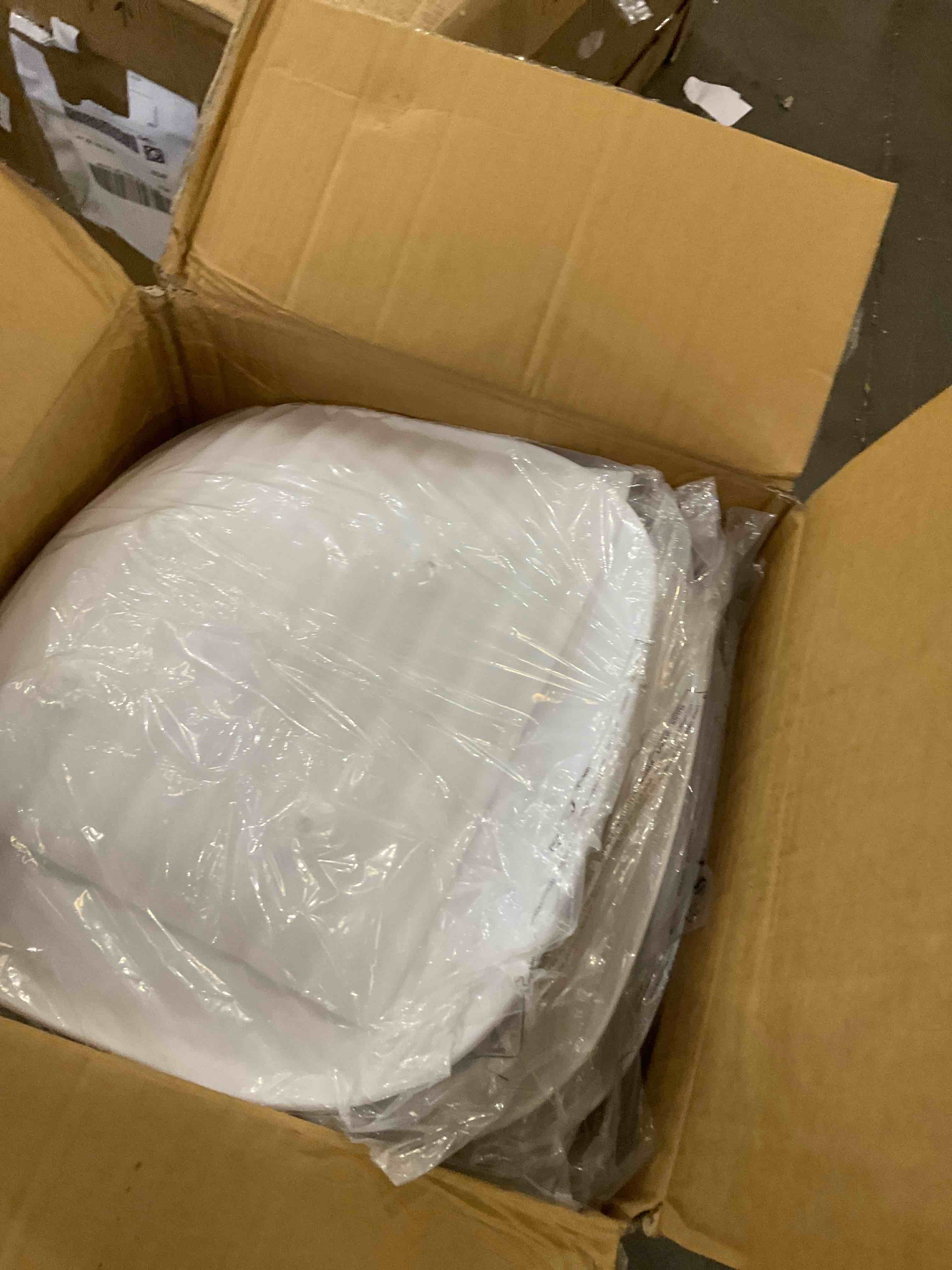 https://s3.amazonaws.com/lotting-images-prod/bidfta/GRA2094134_1740583822289.jpeg