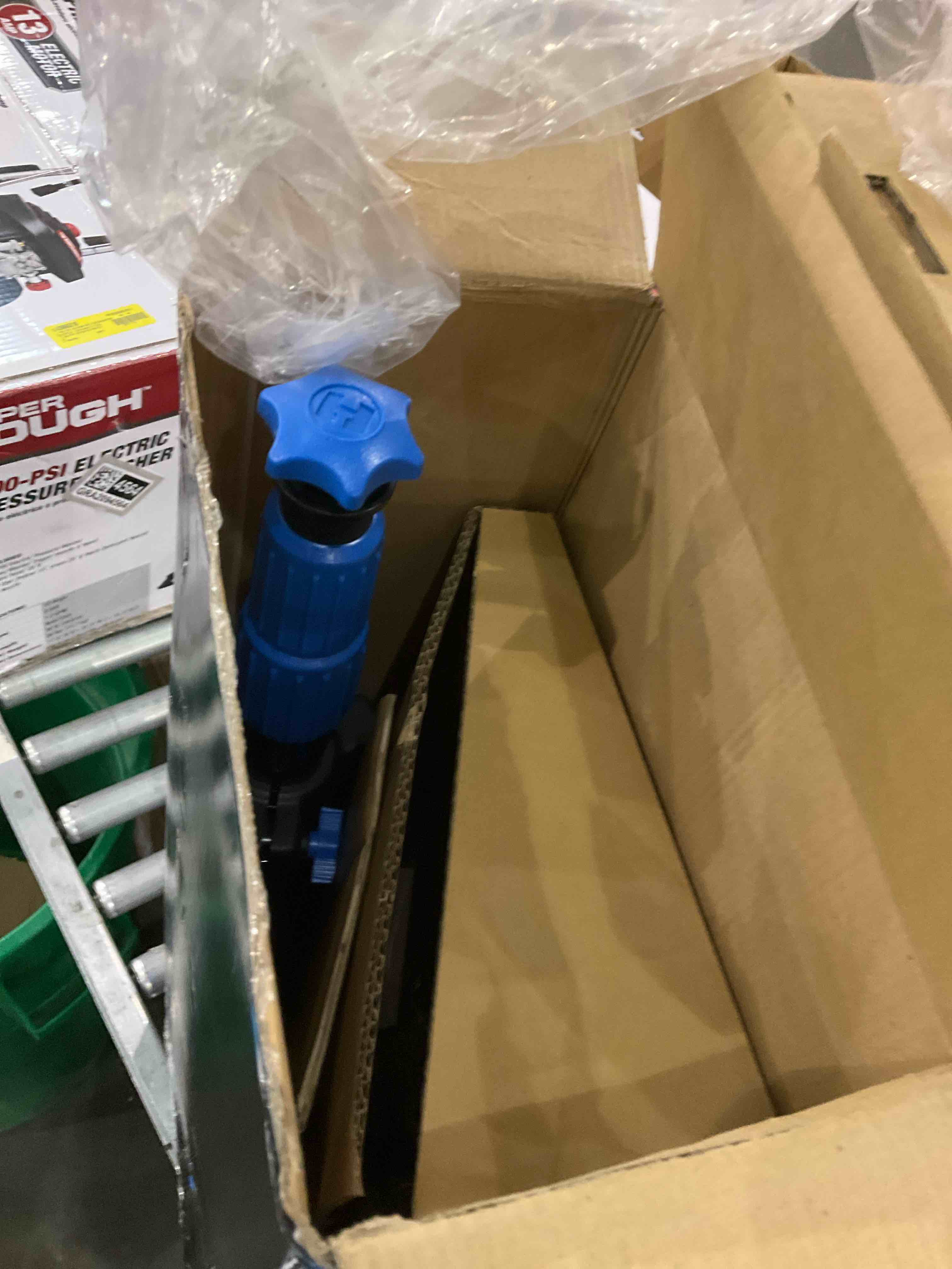 https://s3.amazonaws.com/lotting-images-prod/bidfta/GRA2094562_1741005238136.jpeg