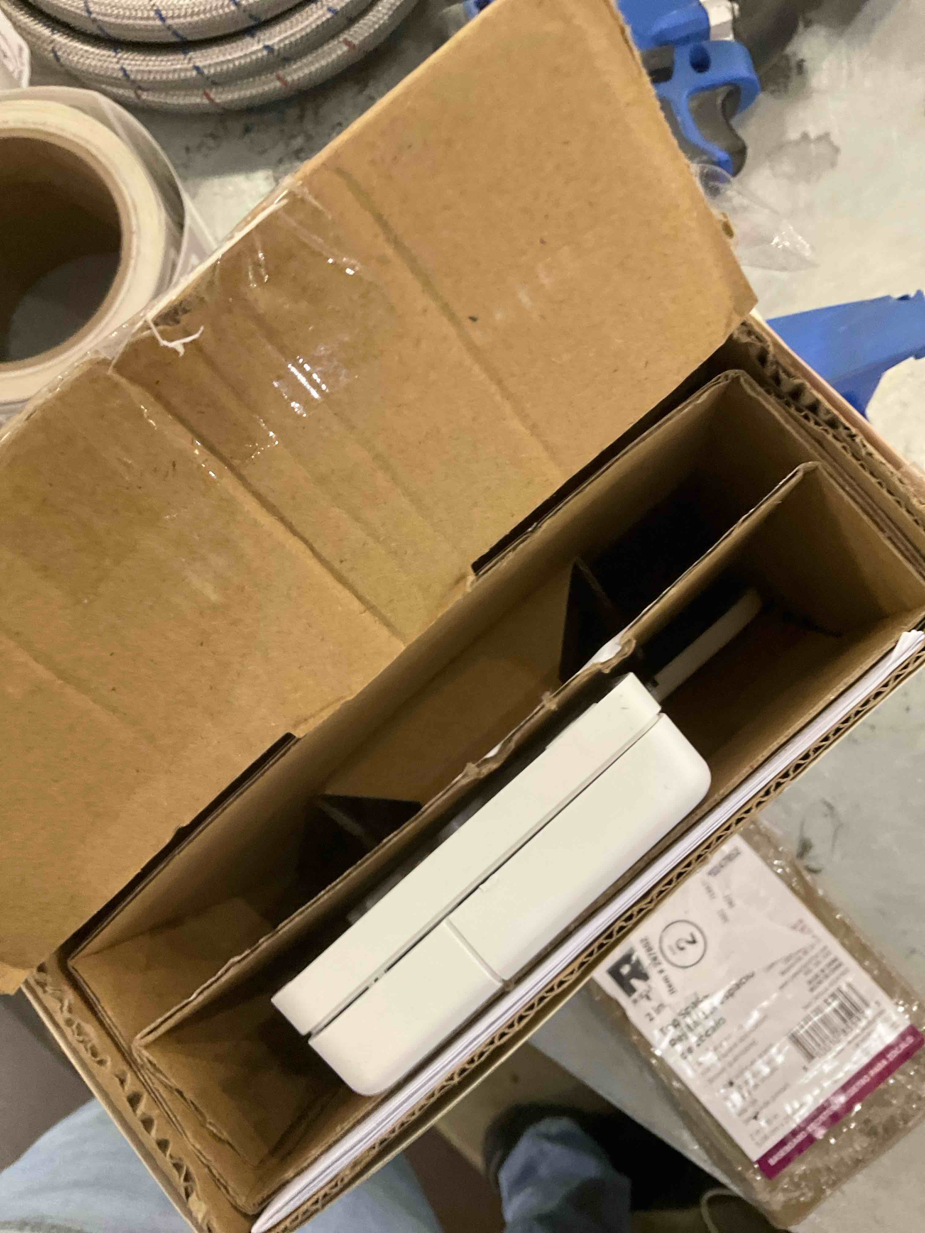 https://s3.amazonaws.com/lotting-images-prod/bidfta/GRA2094656_1741016630670.jpeg