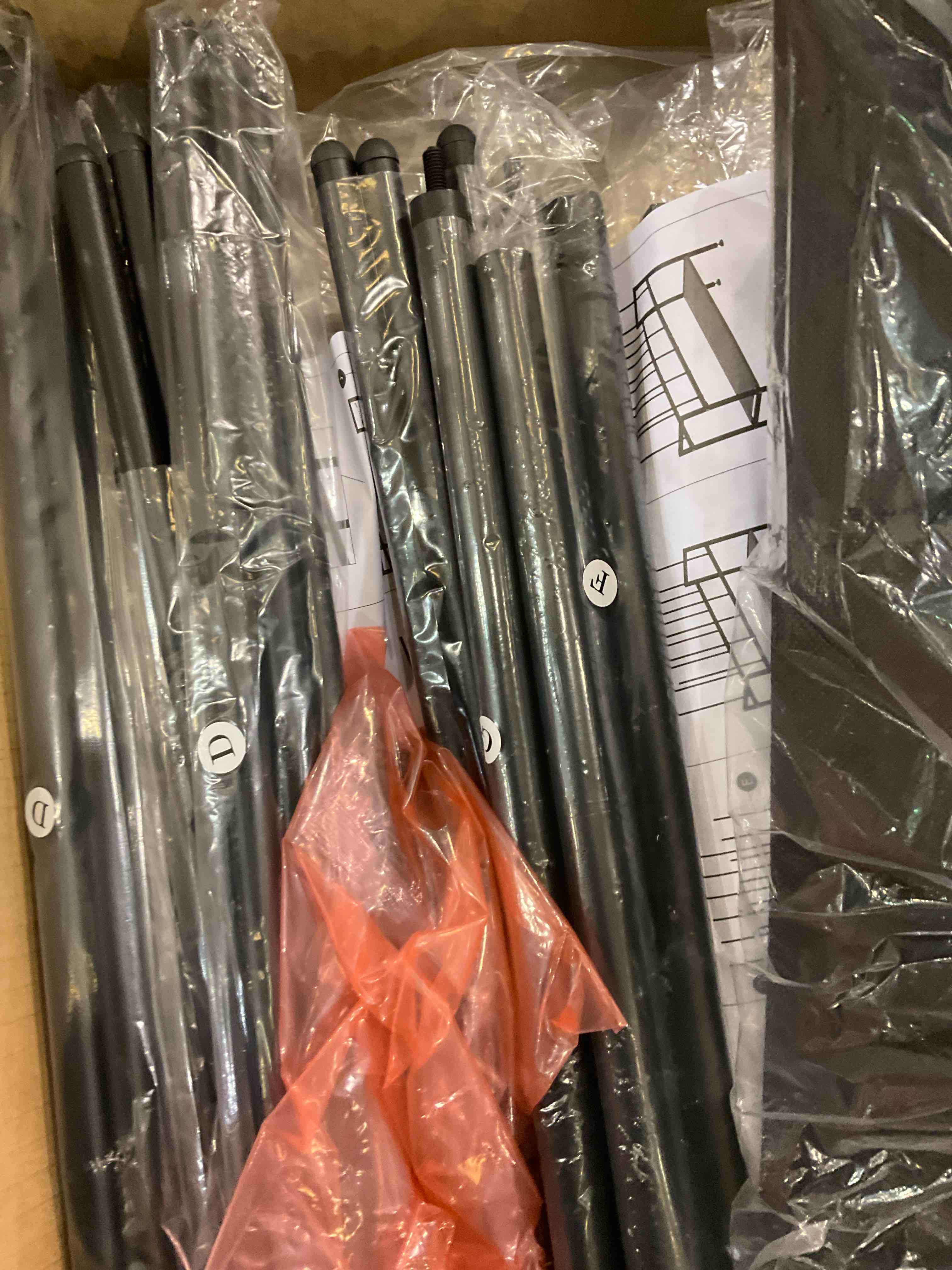 https://s3.amazonaws.com/lotting-images-prod/bidfta/GRA2095245_1737740423719.jpeg
