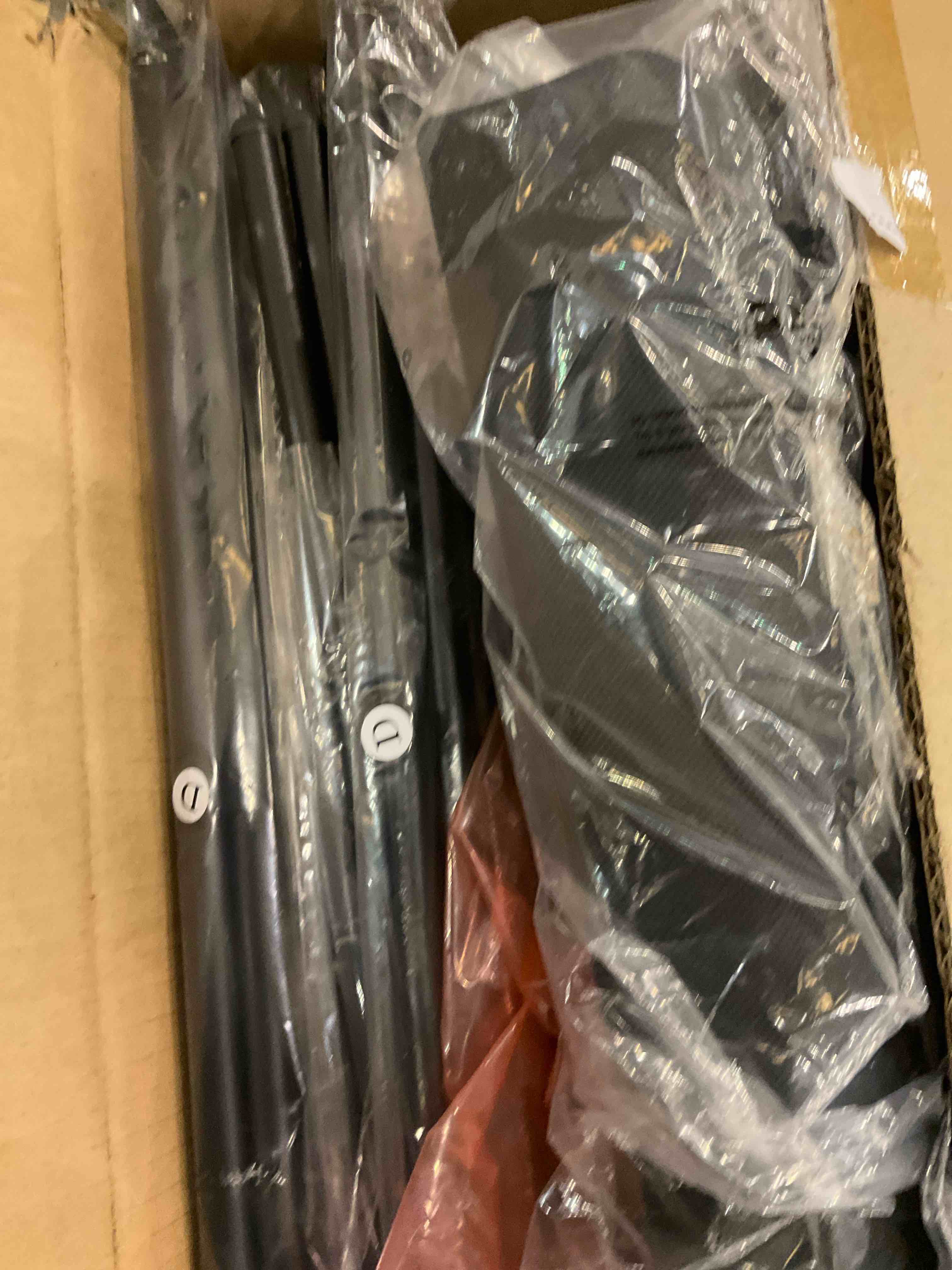 https://s3.amazonaws.com/lotting-images-prod/bidfta/GRA2095245_1737740448422.jpeg