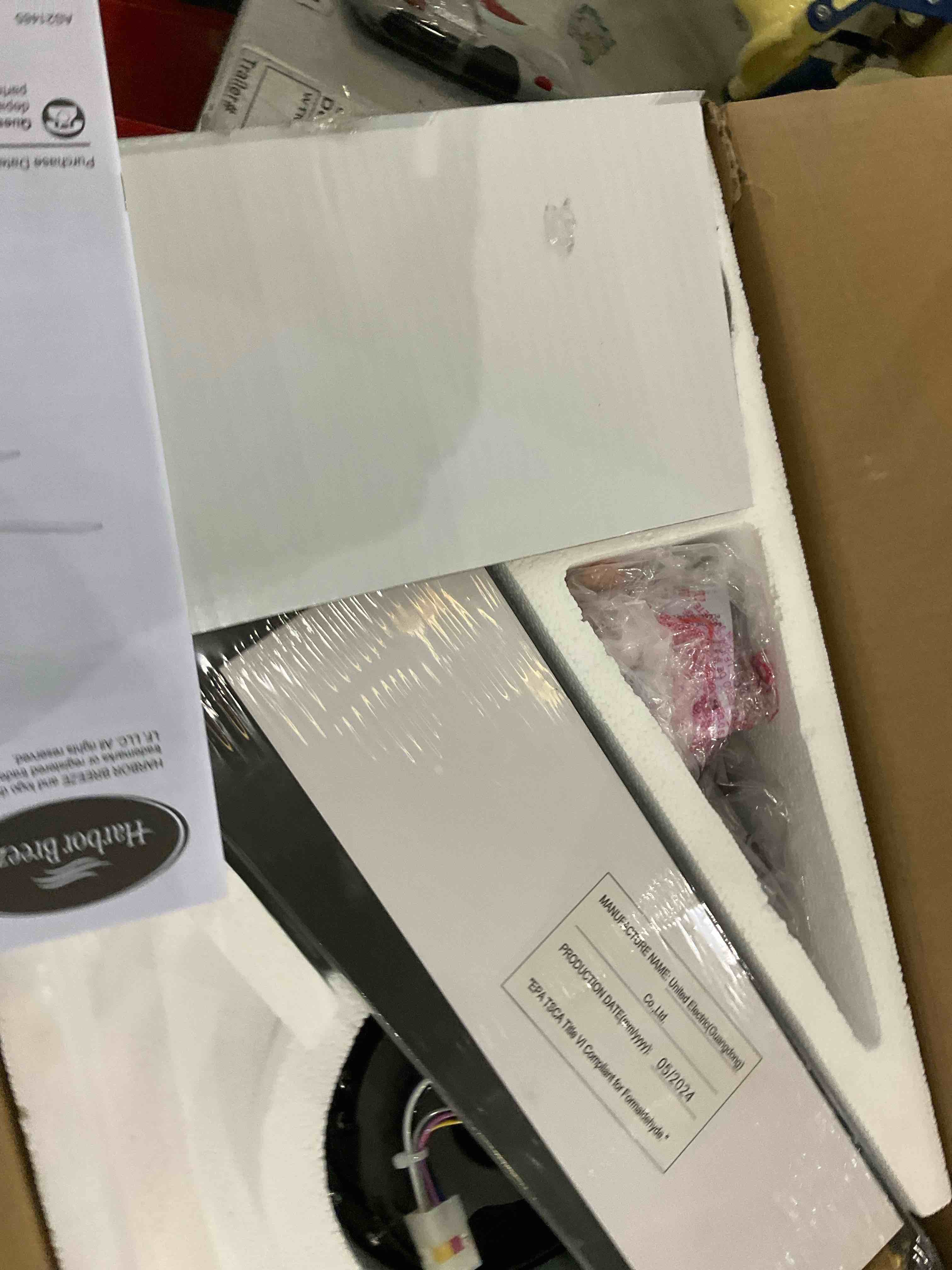 https://s3.amazonaws.com/lotting-images-prod/bidfta/GRA2095915_1738086252550.jpeg