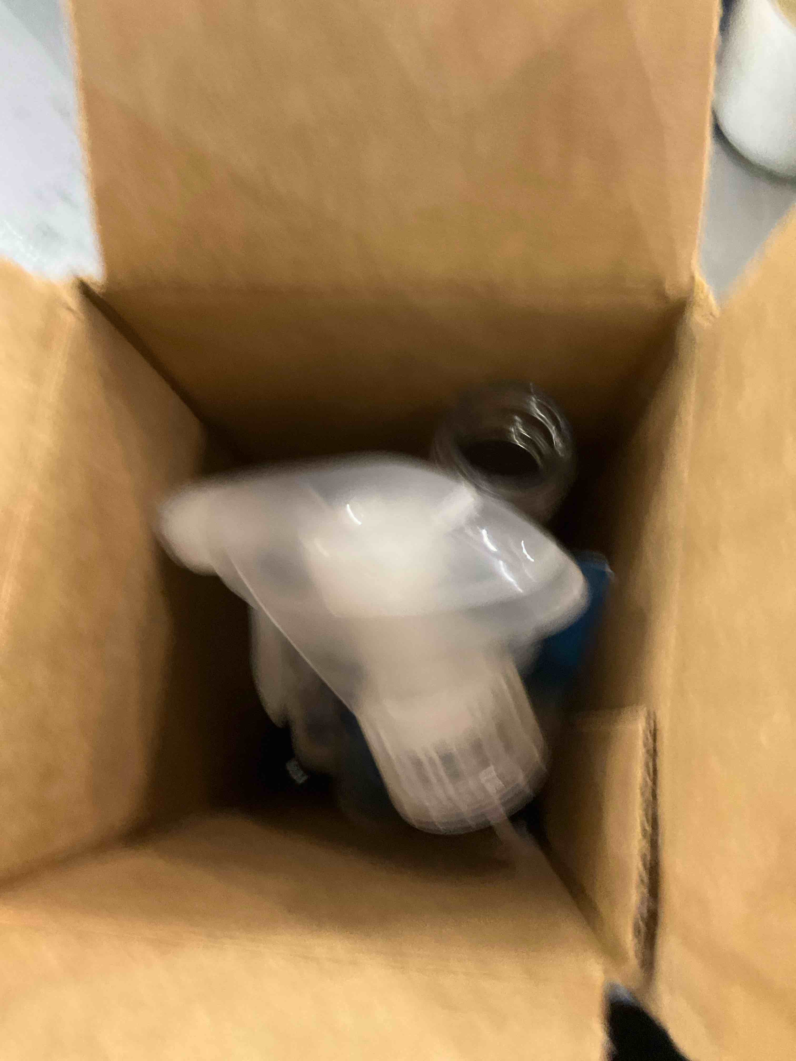 https://s3.amazonaws.com/lotting-images-prod/bidfta/GRA2096114_1738258943931.jpeg