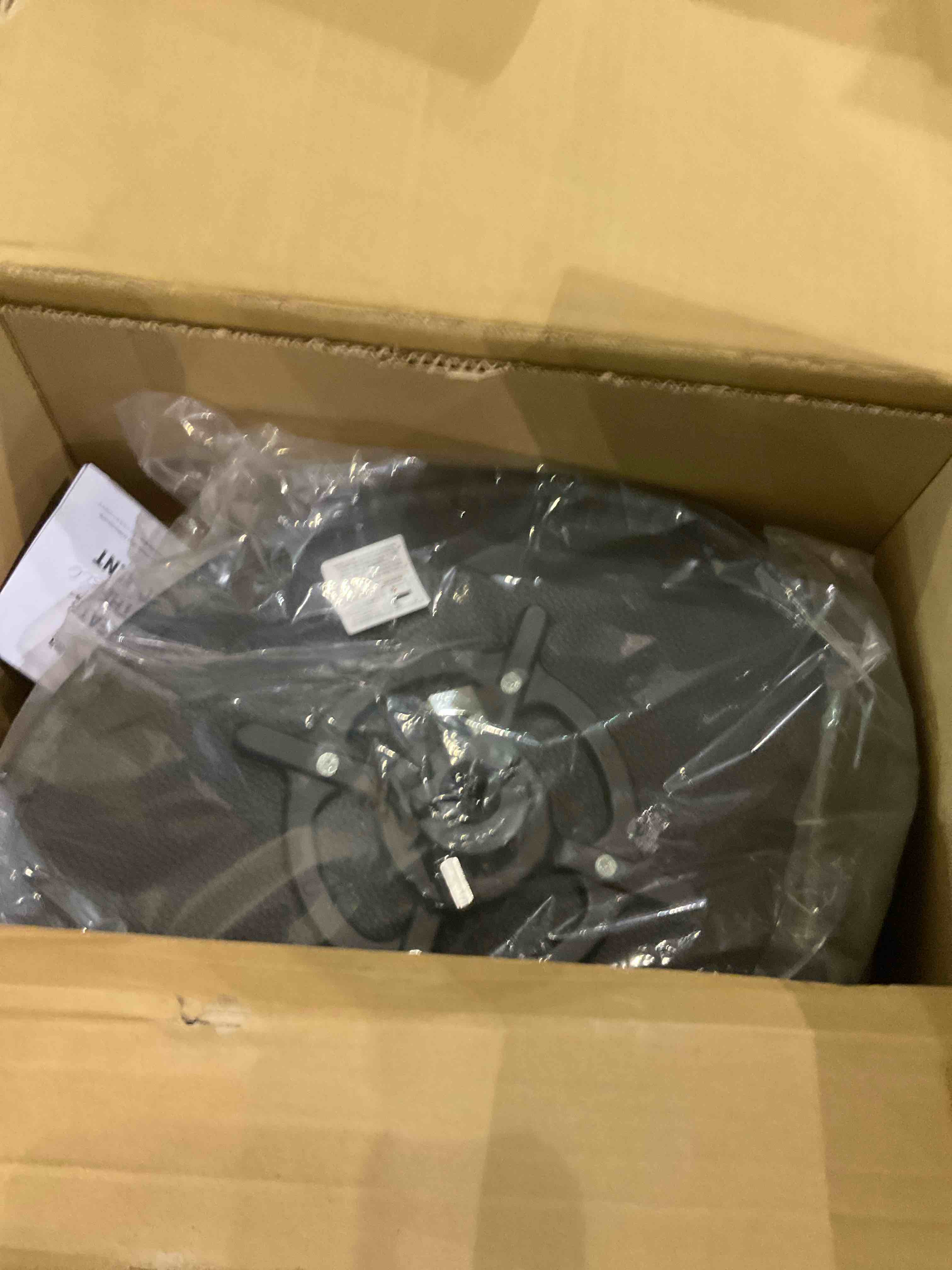 https://s3.amazonaws.com/lotting-images-prod/bidfta/GRA2096175_1738263336124.jpeg