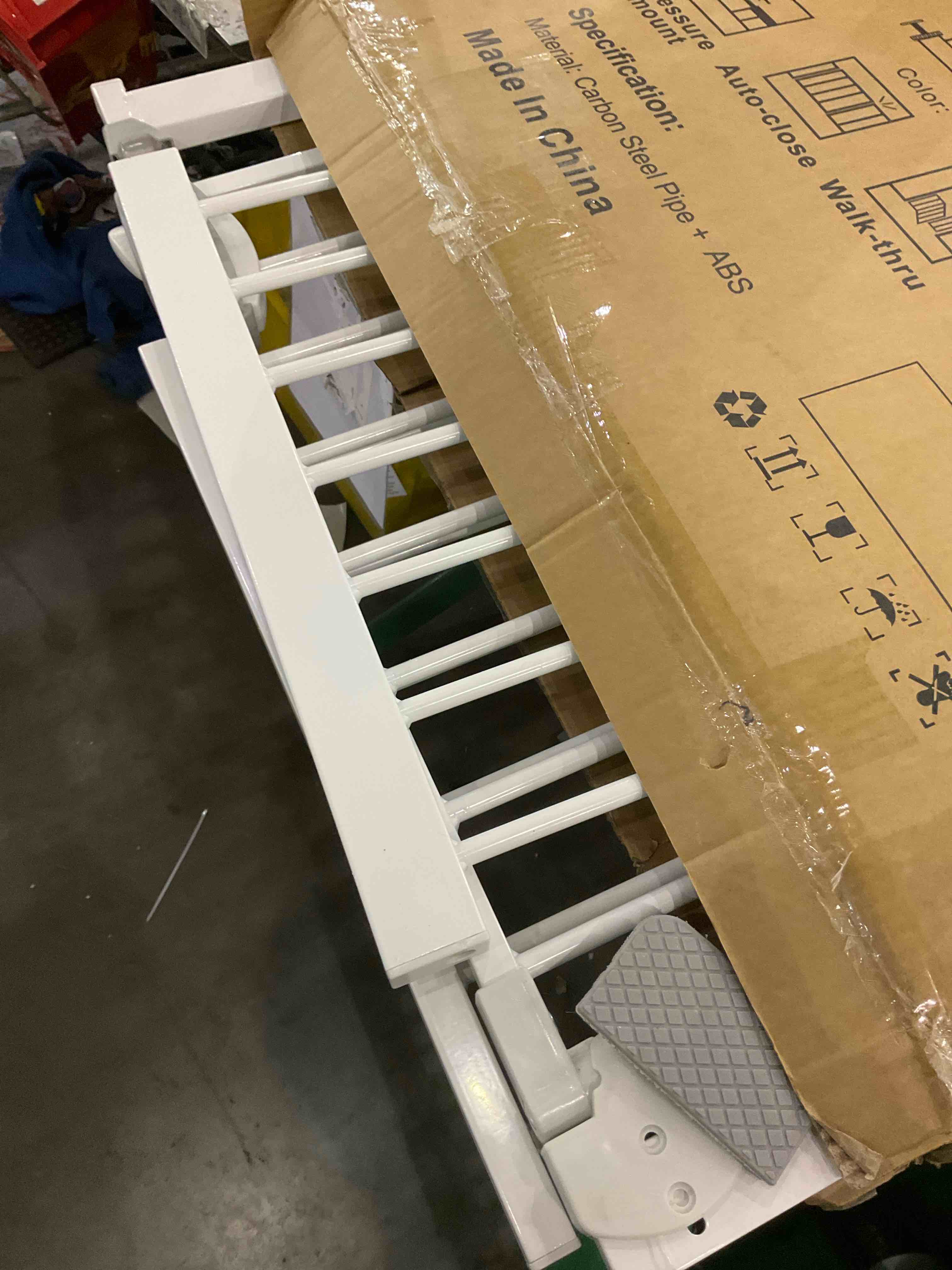 https://s3.amazonaws.com/lotting-images-prod/bidfta/GRA2096215_1738331487006.jpeg