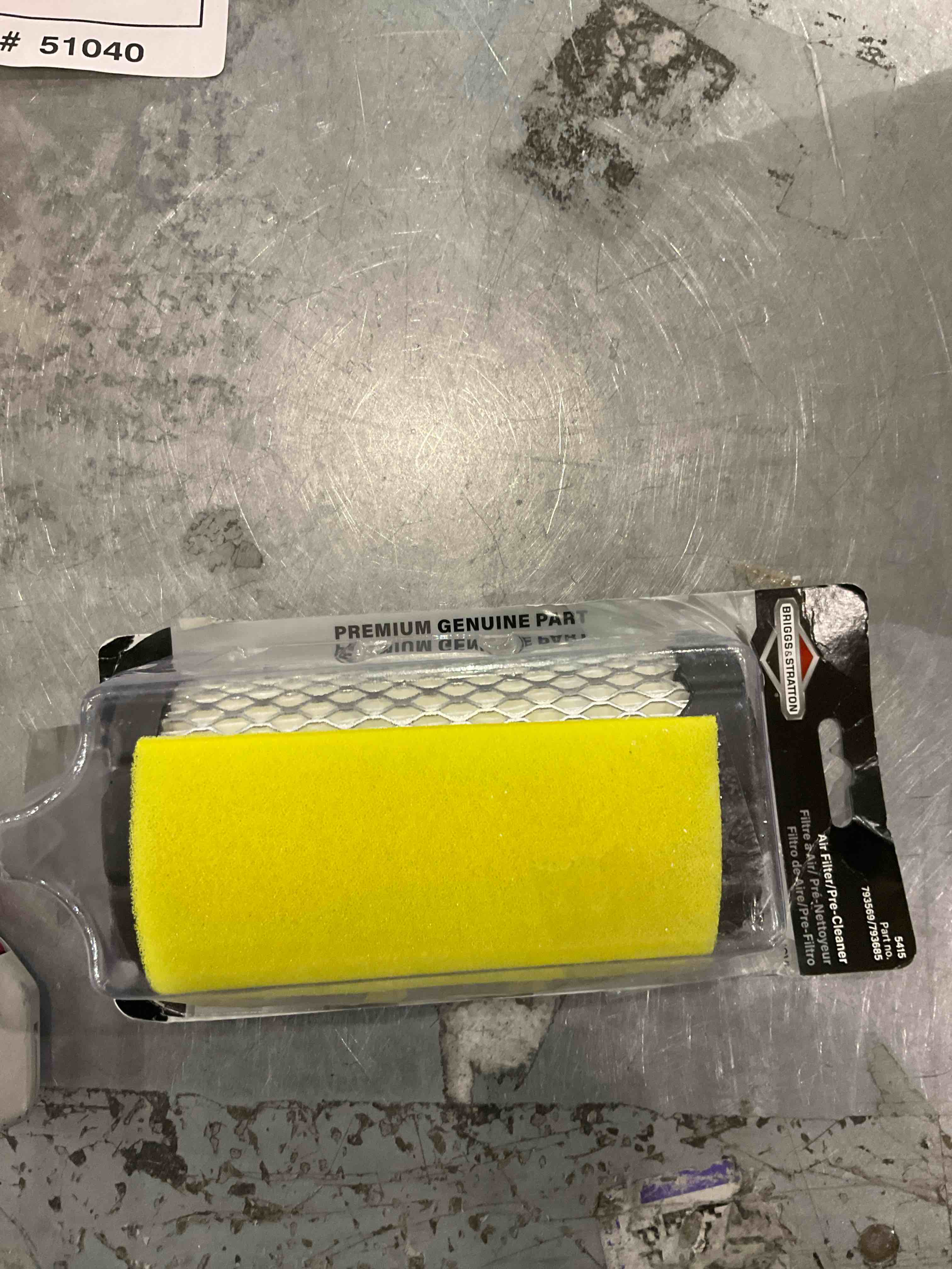 Condition photo showing As Is for Briggs & Stratton Air Filter Pre-Cleaner Kit 793569/793685S