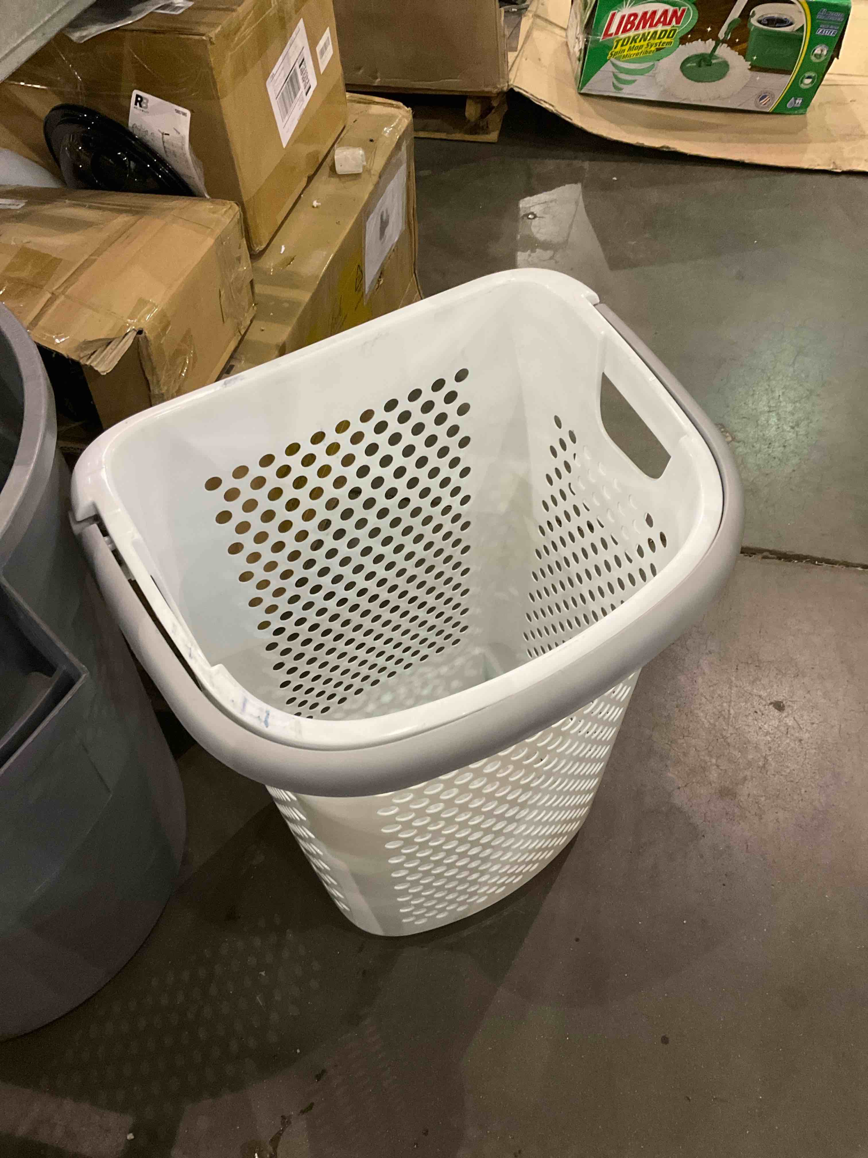 laundry basket
