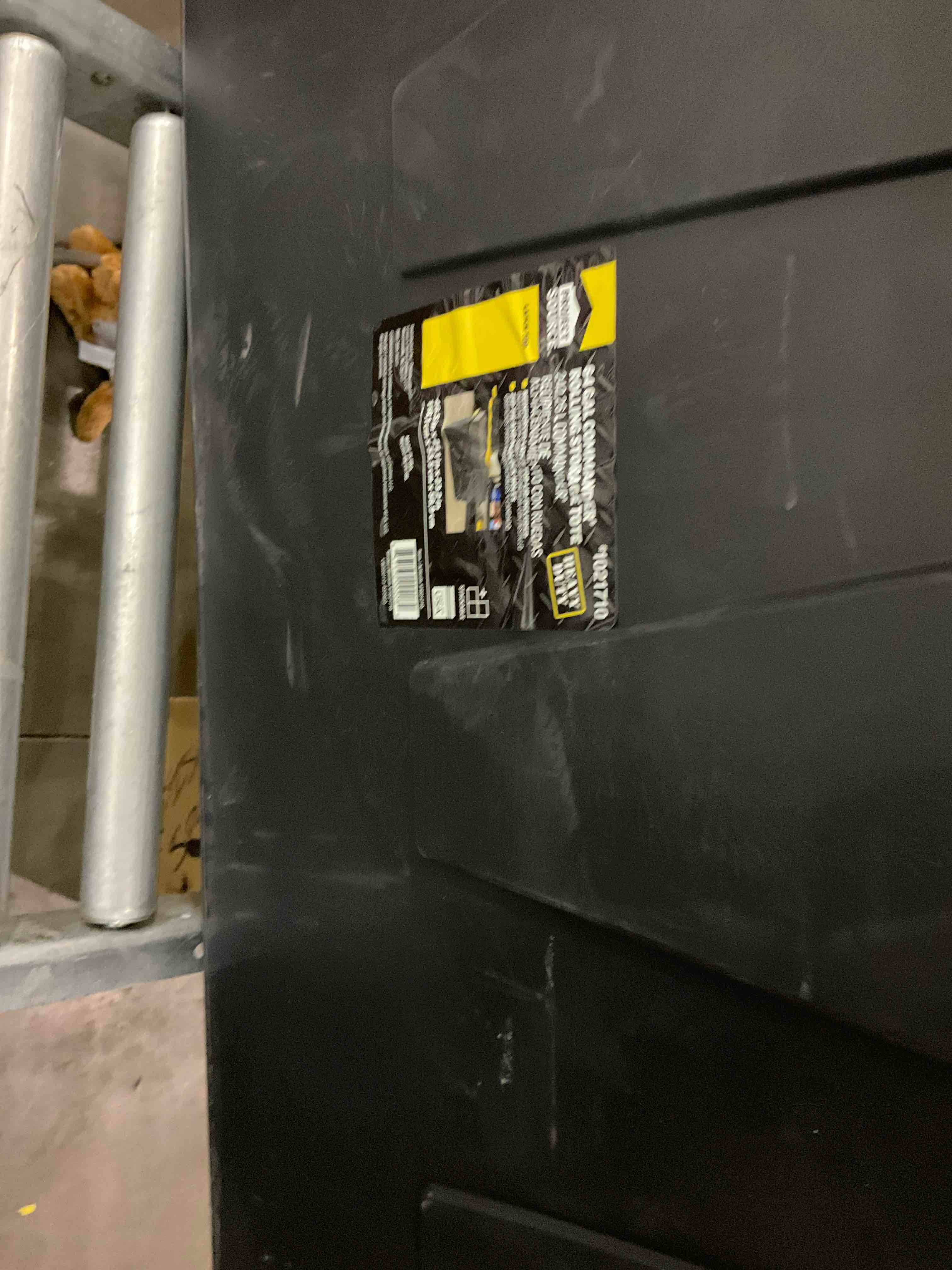 64 gal rolling storage tote 