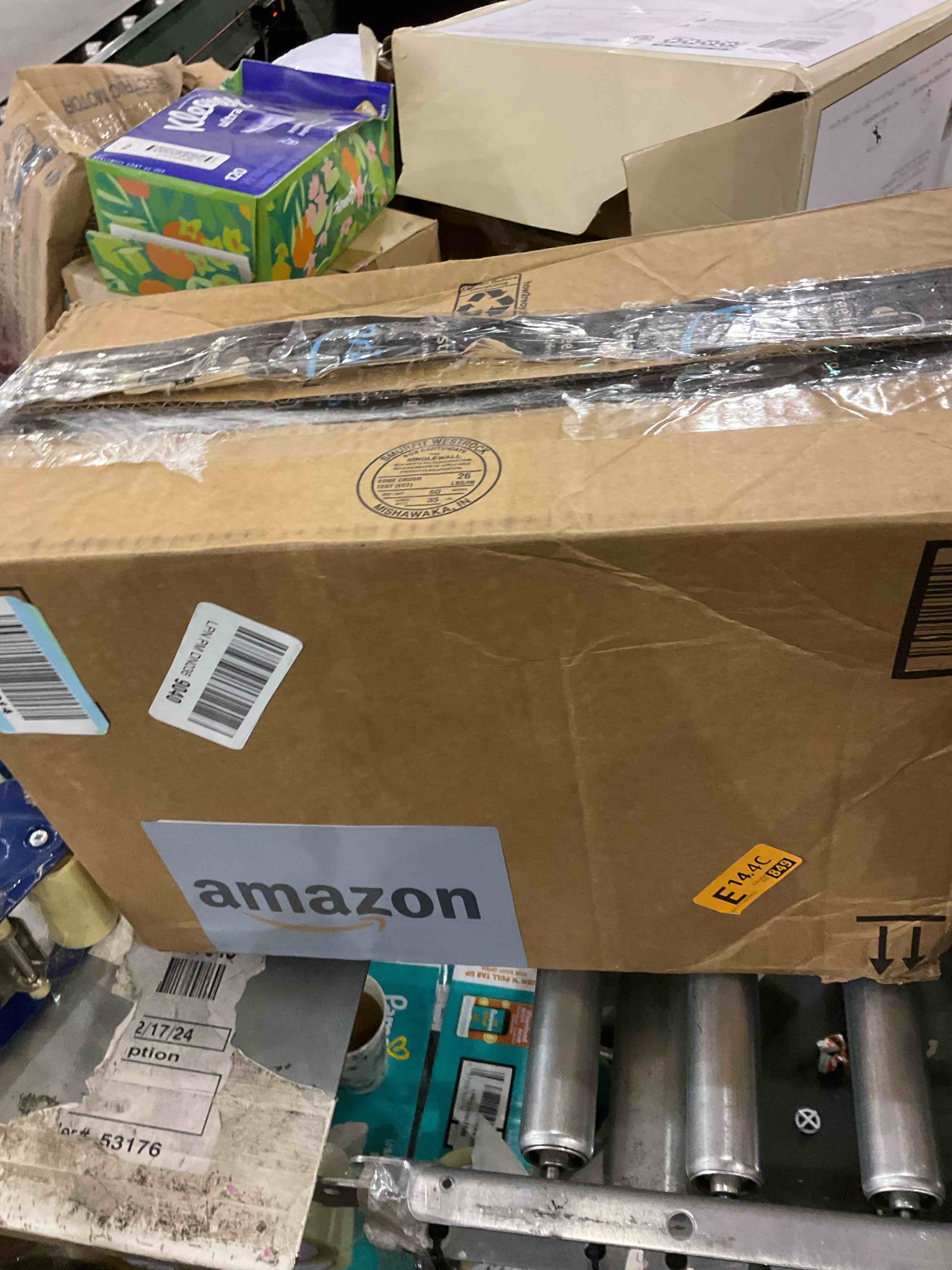 https://s3.amazonaws.com/lotting-images-prod/bidfta/GRA2101288_1738334874019.jpeg