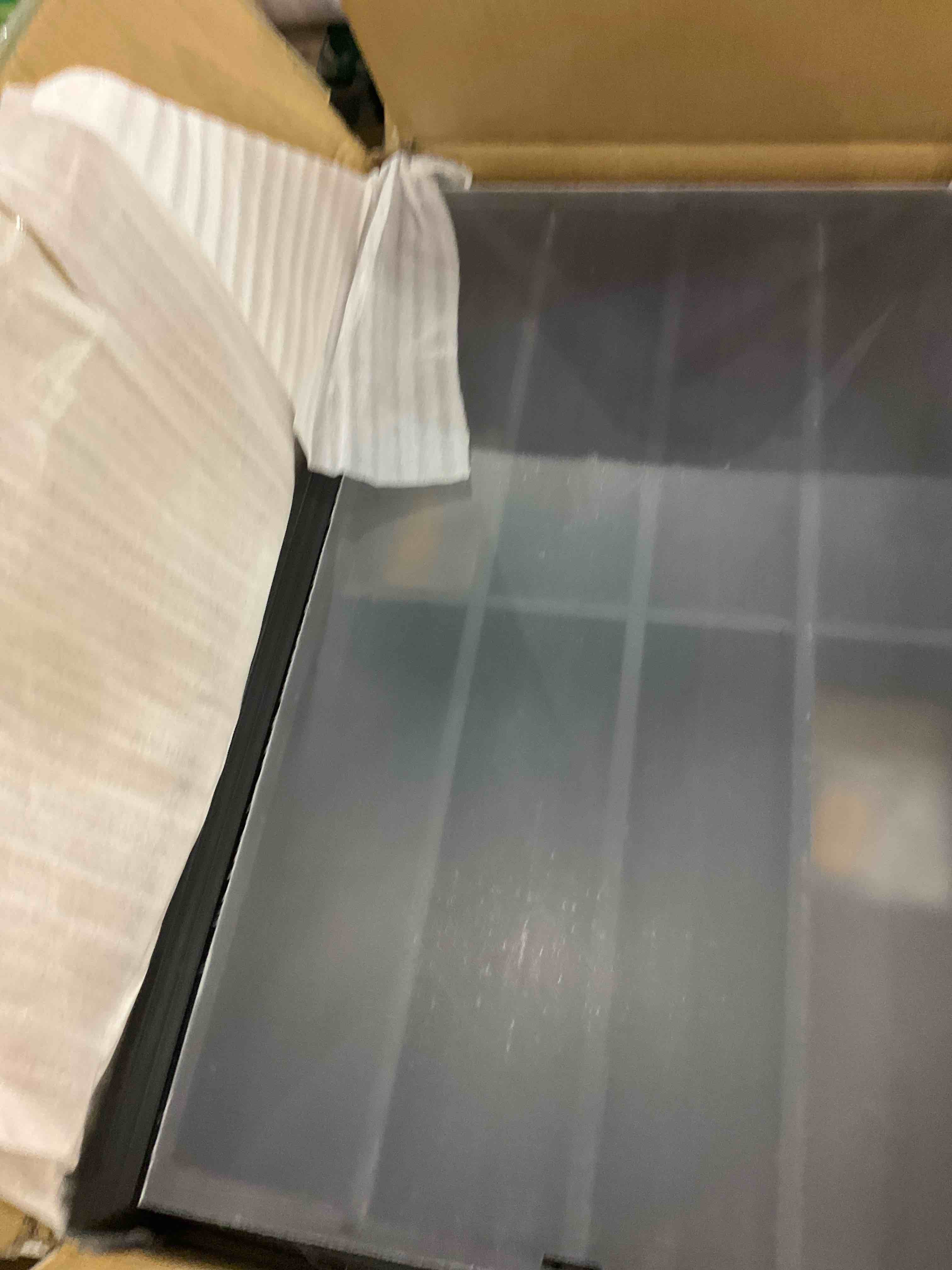 https://s3.amazonaws.com/lotting-images-prod/bidfta/GRA2101339_1738337918168.jpeg