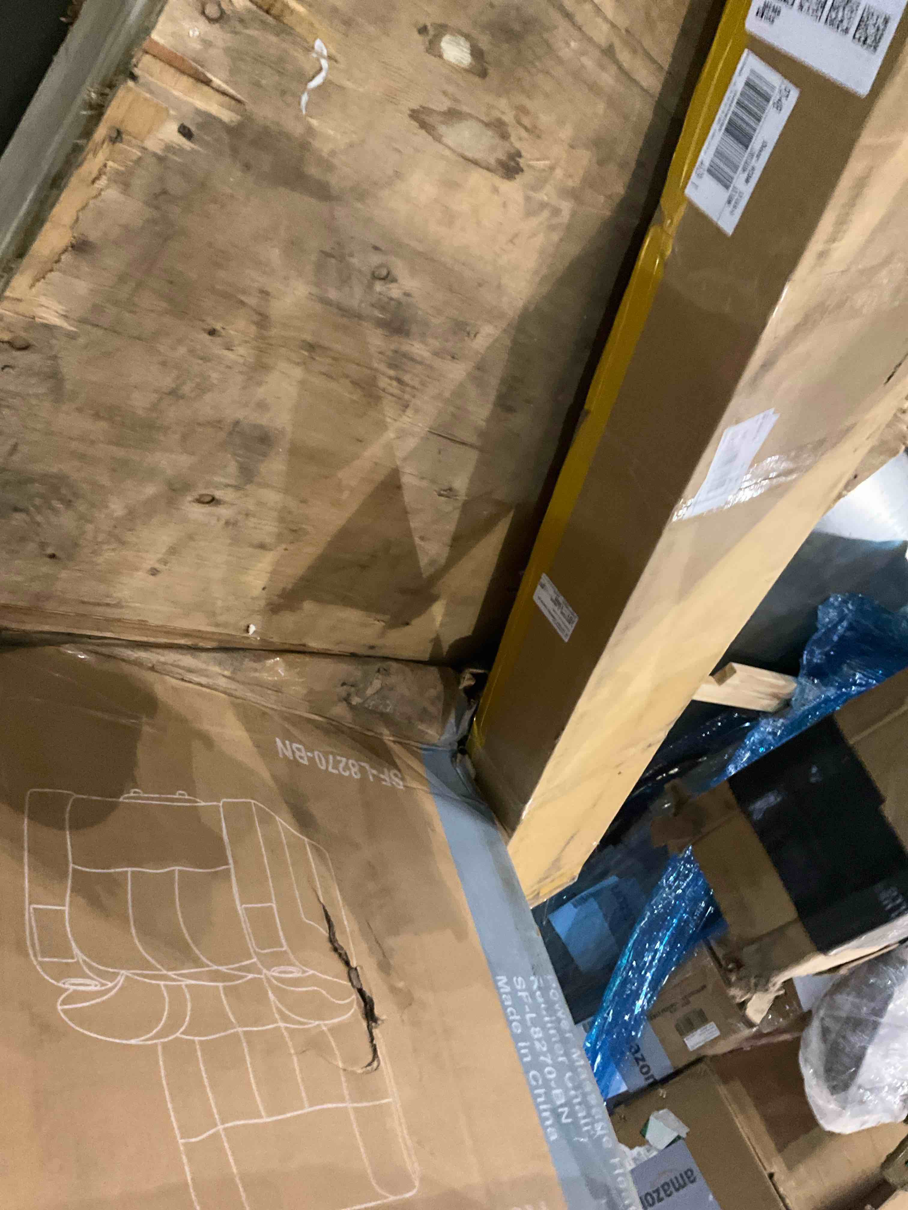 https://s3.amazonaws.com/lotting-images-prod/bidfta/GRA2103737_1739632924181.jpeg