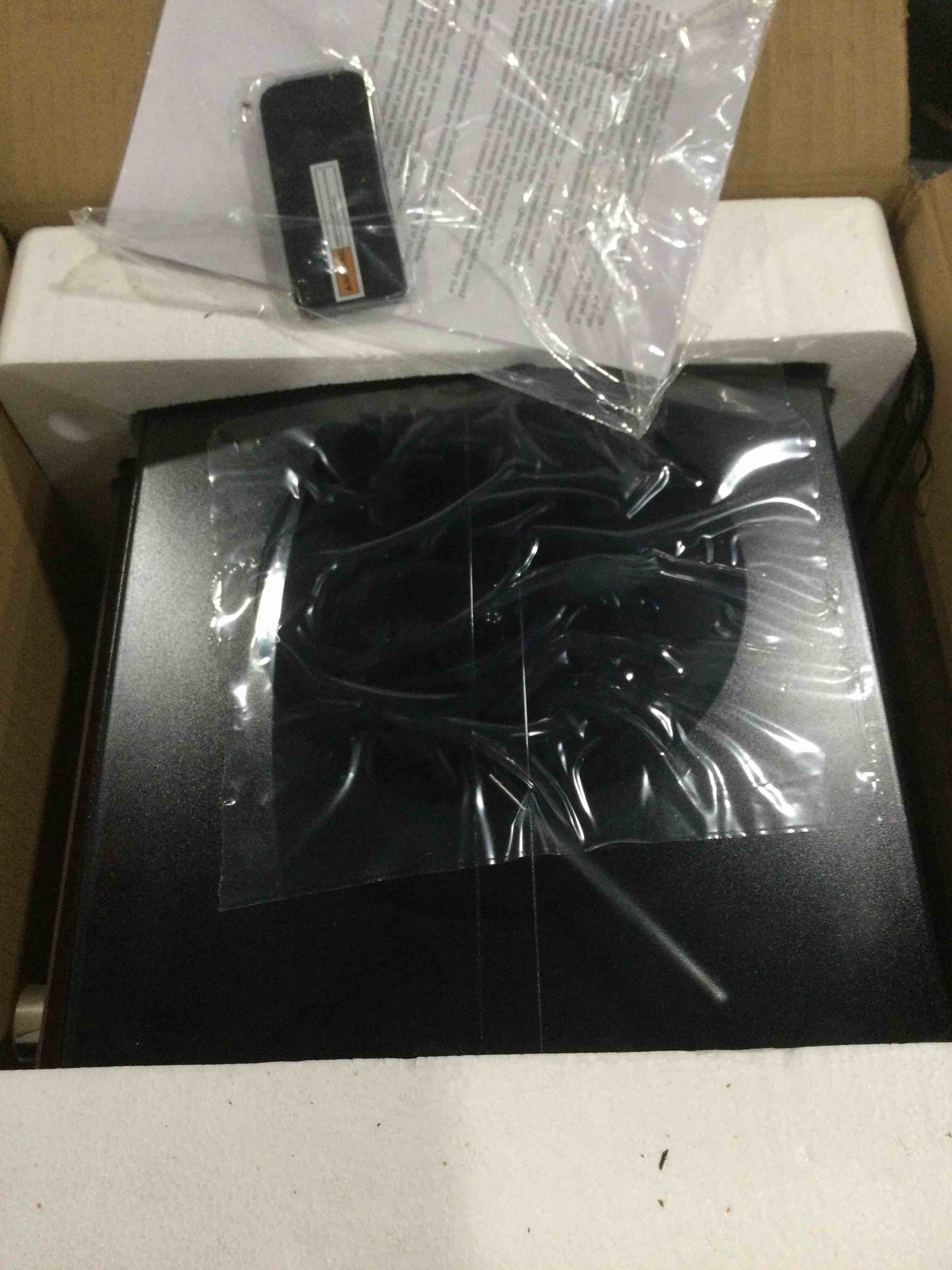 https://s3.amazonaws.com/lotting-images-prod/bidfta/GRA2128101_1738158183503.jpeg