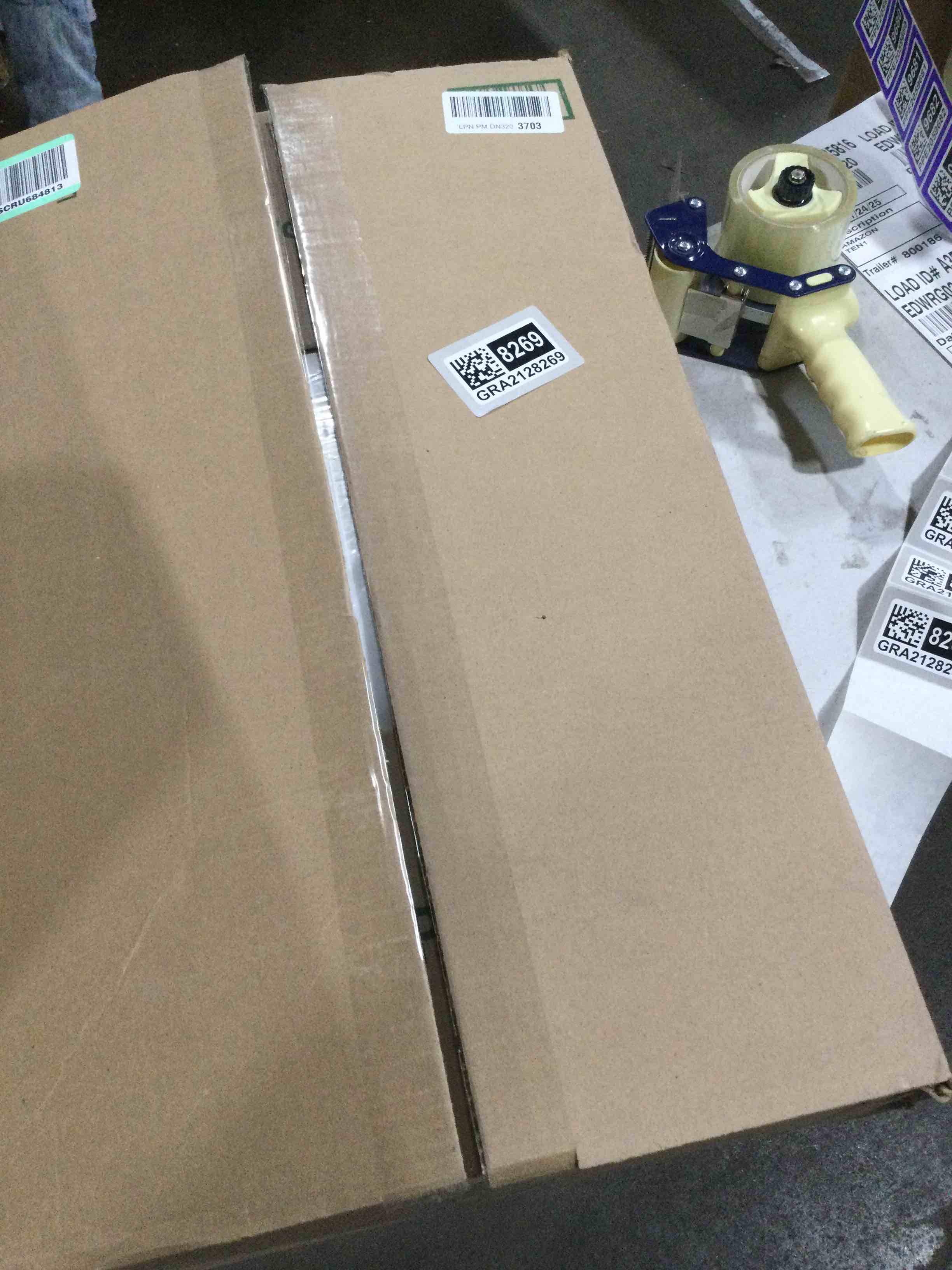 https://s3.amazonaws.com/lotting-images-prod/bidfta/GRA2128269_1738252553230.jpeg