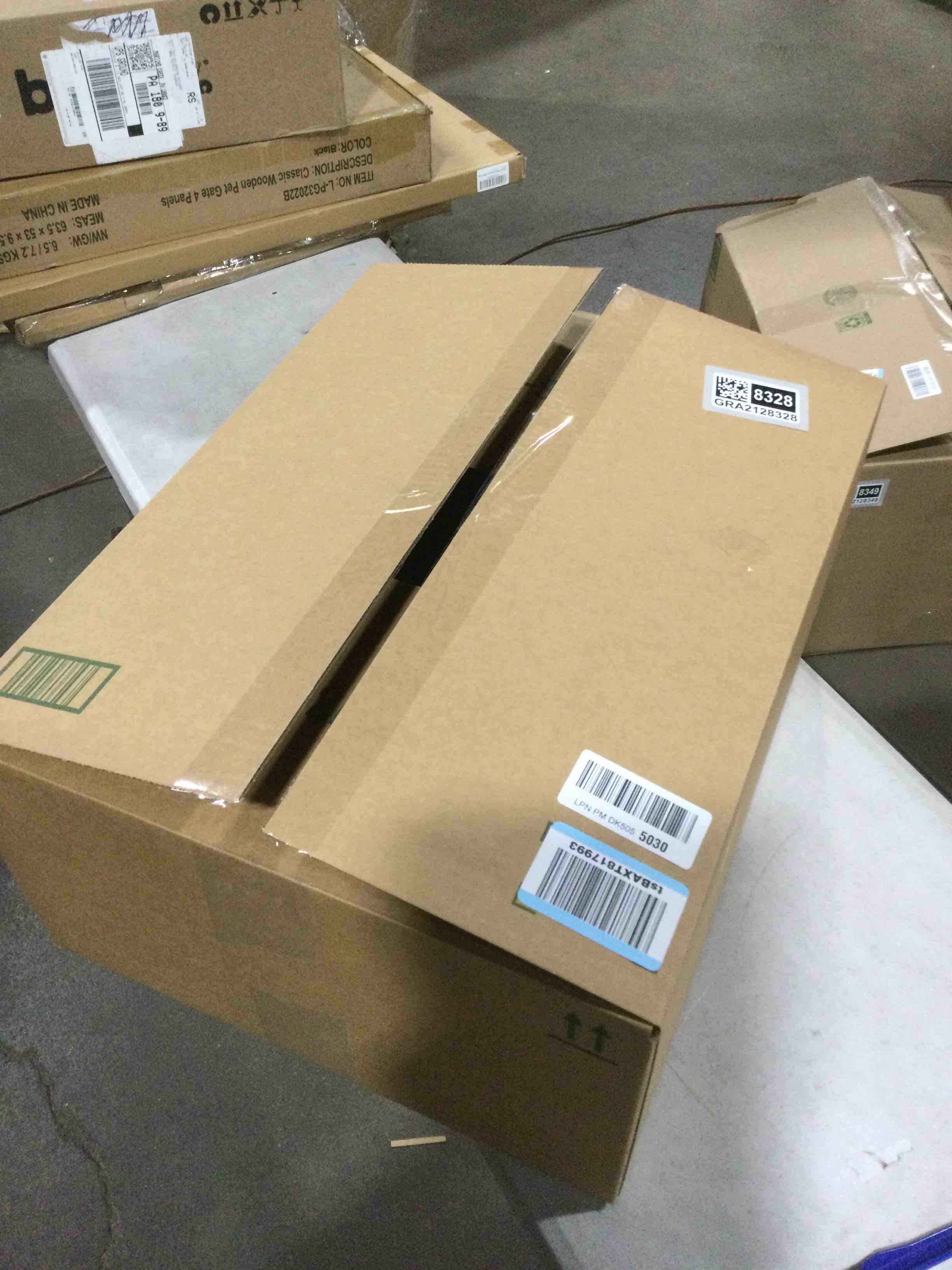 https://s3.amazonaws.com/lotting-images-prod/bidfta/GRA2128328_1738240272636.jpeg