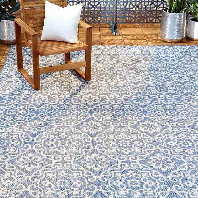 Nicole Miller New York Patio Country Danica Transitional Geometric Indoor/Outdoor Area Rug, Blue/Grey, 3'11"x5'2"