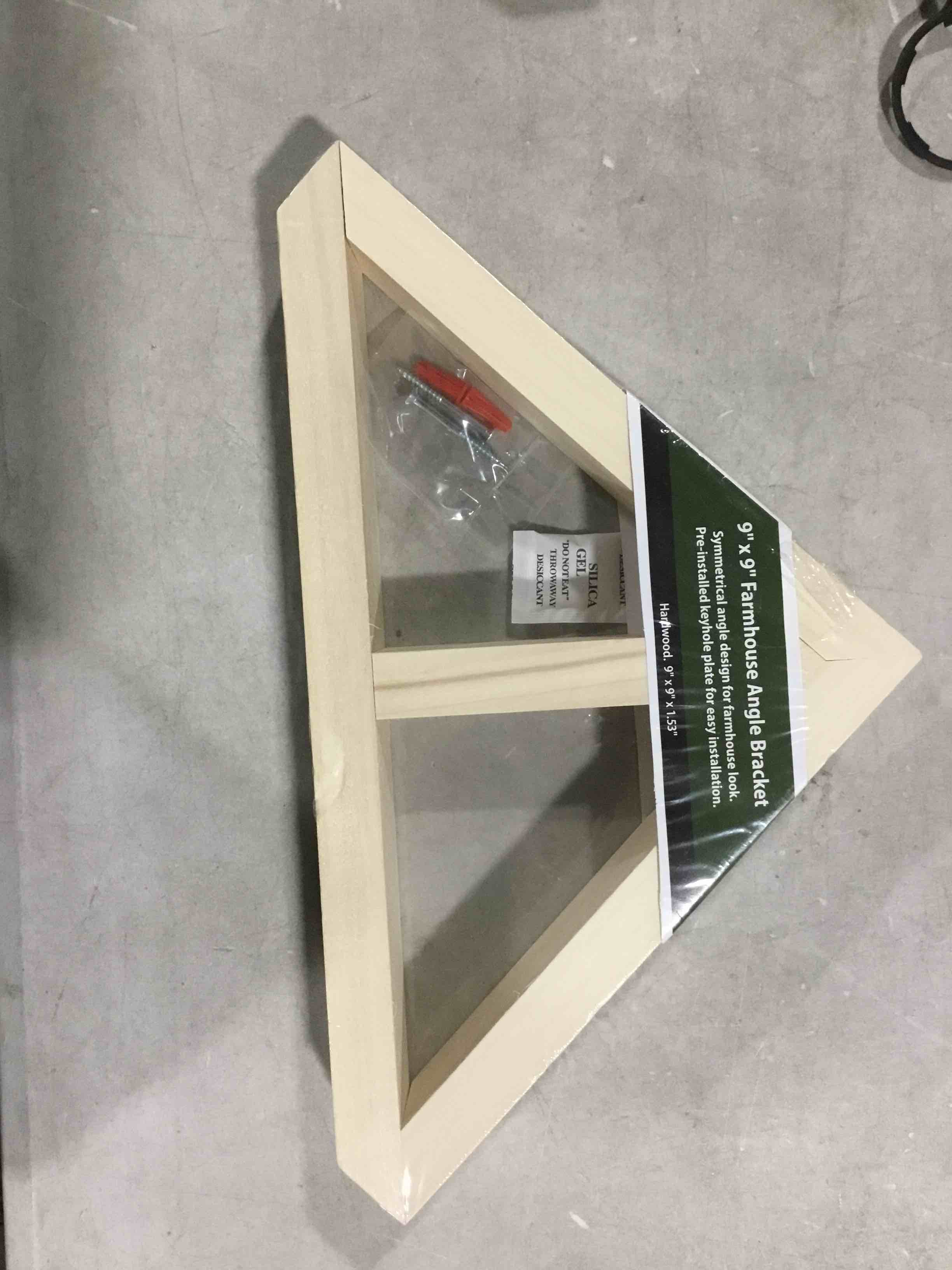 9 x 9 inch Farmhouse angle bracket