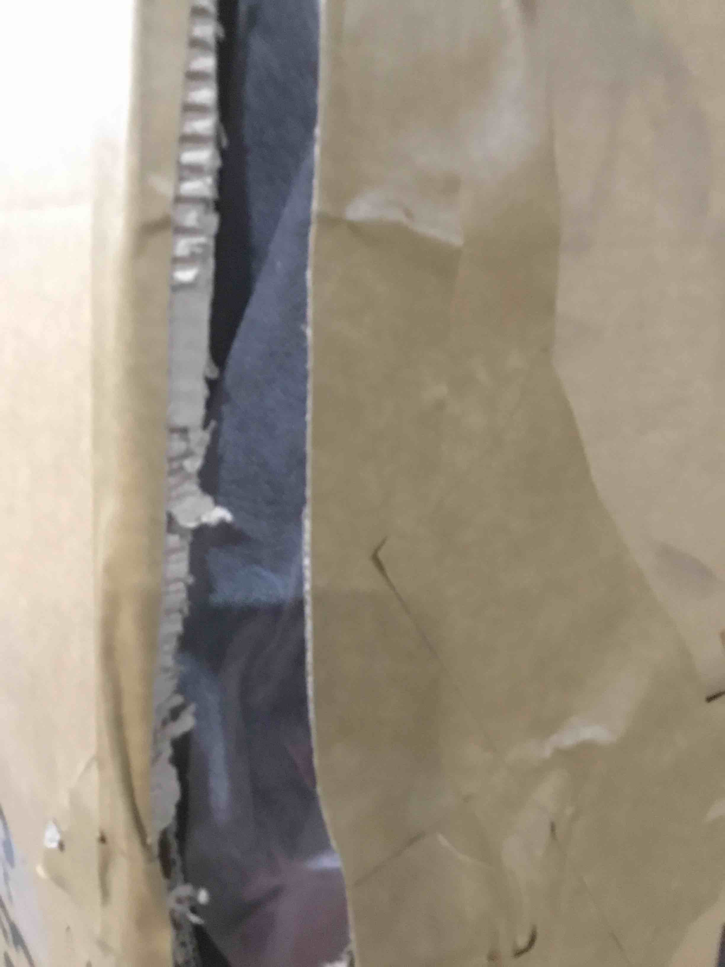 https://s3.amazonaws.com/lotting-images-prod/bidfta/GRA2130480_1740841596202.jpeg