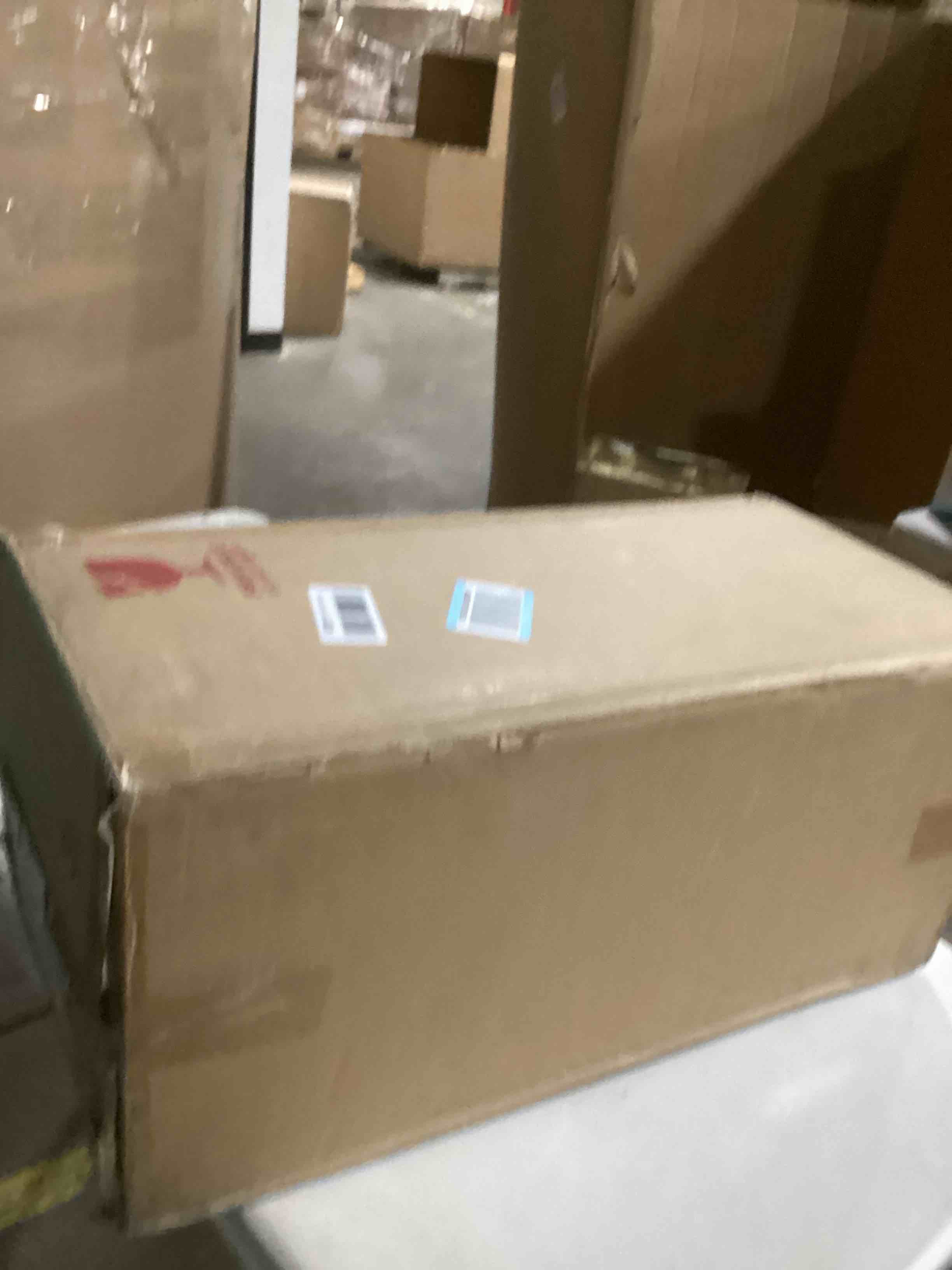 https://s3.amazonaws.com/lotting-images-prod/bidfta/GRA2131232_1738264309457.jpeg