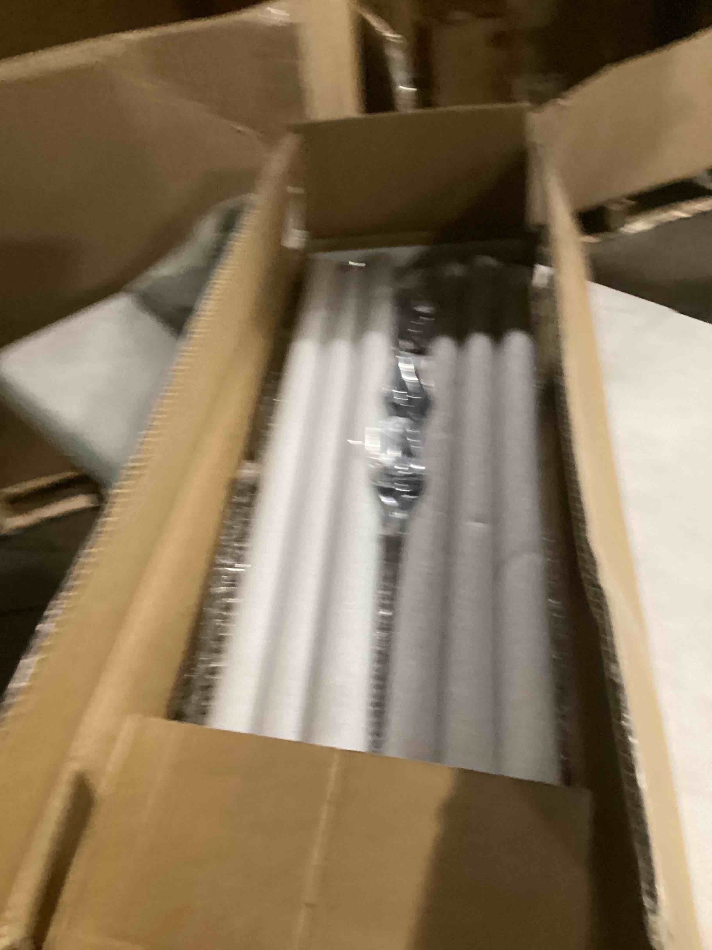 https://s3.amazonaws.com/lotting-images-prod/bidfta/GRA2131352_1738343547200.jpeg