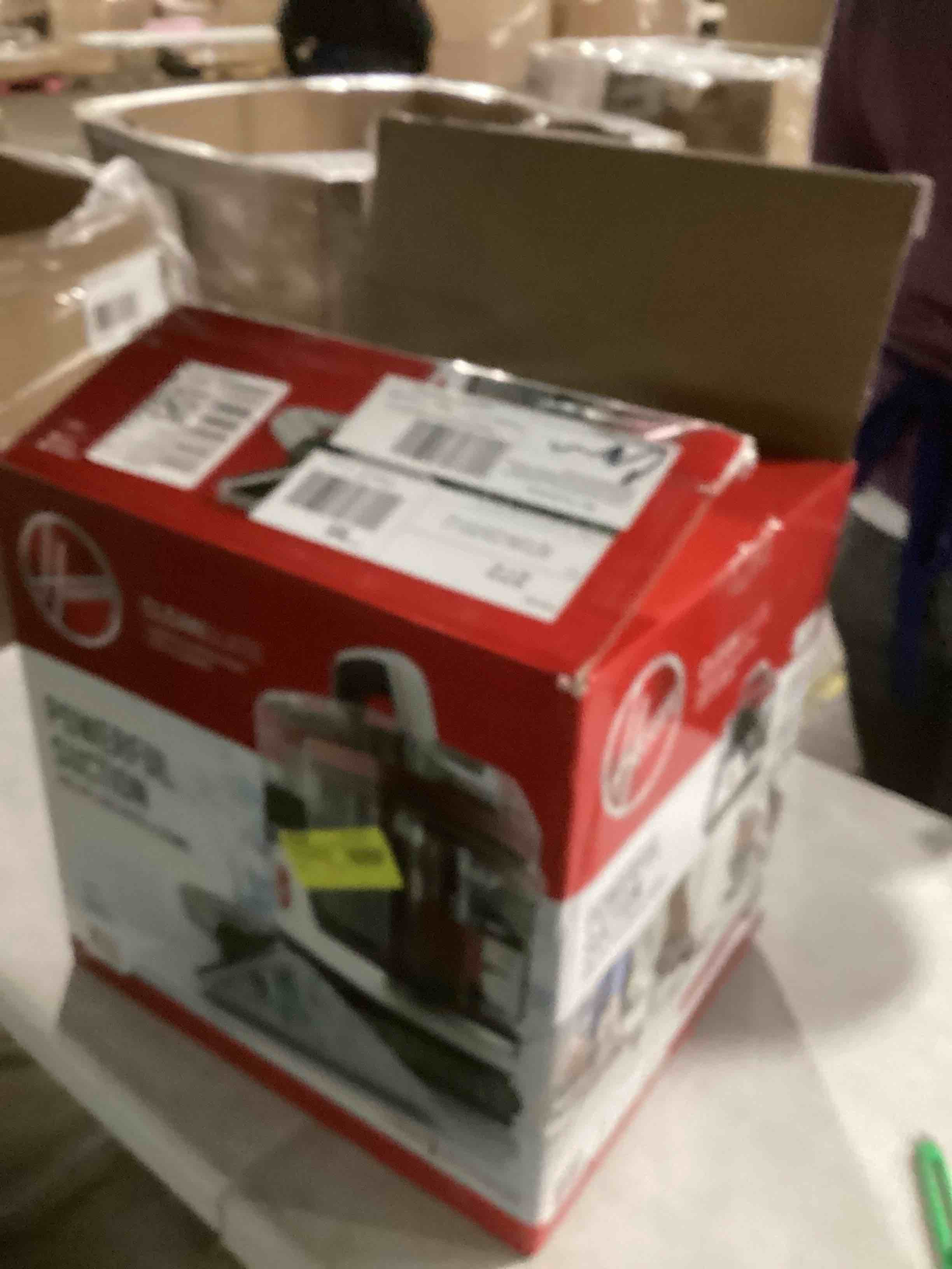 https://s3.amazonaws.com/lotting-images-prod/bidfta/GRA2131426_1738606288992.jpeg