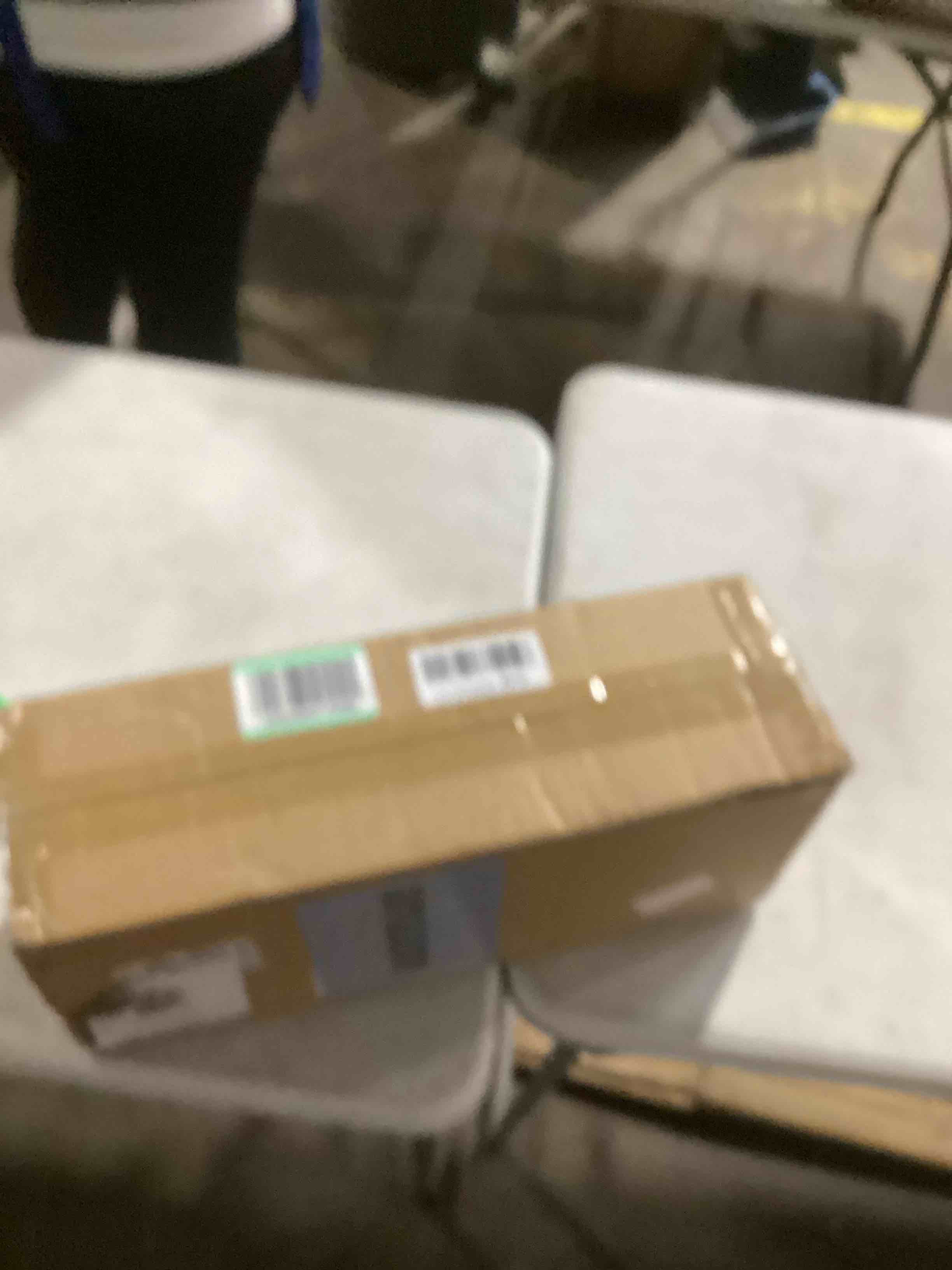 https://s3.amazonaws.com/lotting-images-prod/bidfta/GRA2131549_1738697513707.jpeg