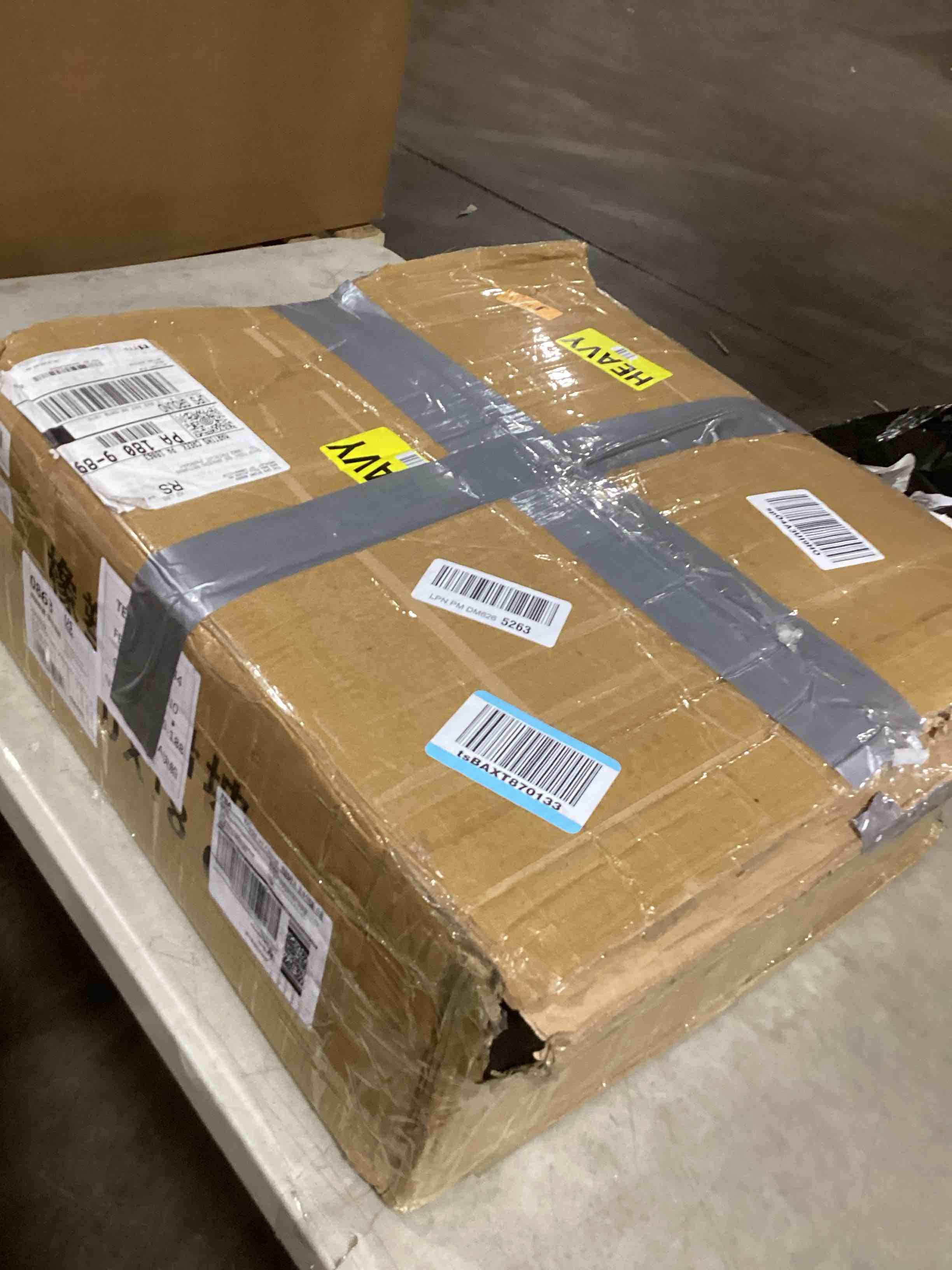 https://s3.amazonaws.com/lotting-images-prod/bidfta/GRA2131924_1739293092908.jpeg