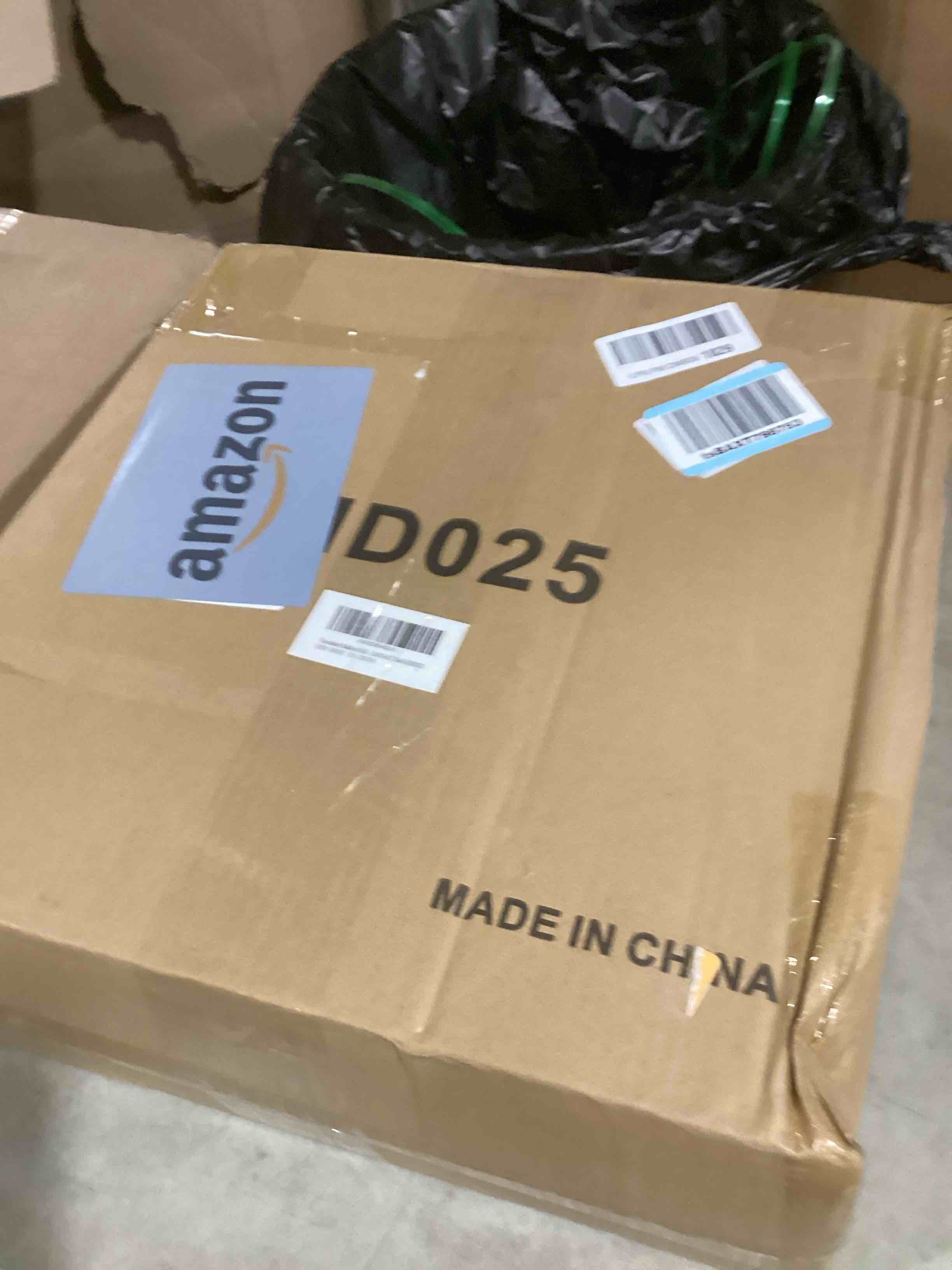 https://s3.amazonaws.com/lotting-images-prod/bidfta/GRA2131952_1739297717920.jpeg