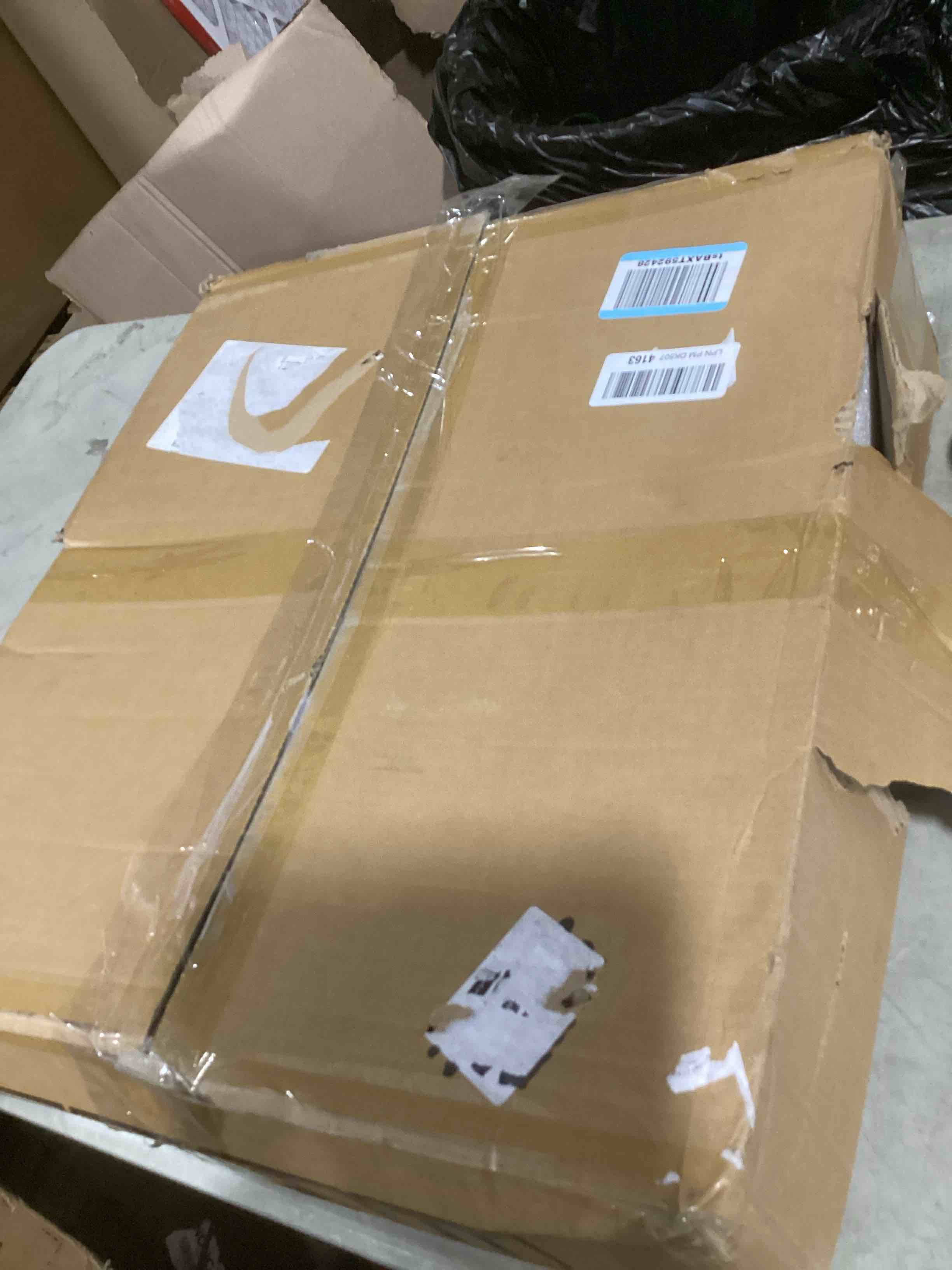 https://s3.amazonaws.com/lotting-images-prod/bidfta/GRA2132018_1739365110782.jpeg