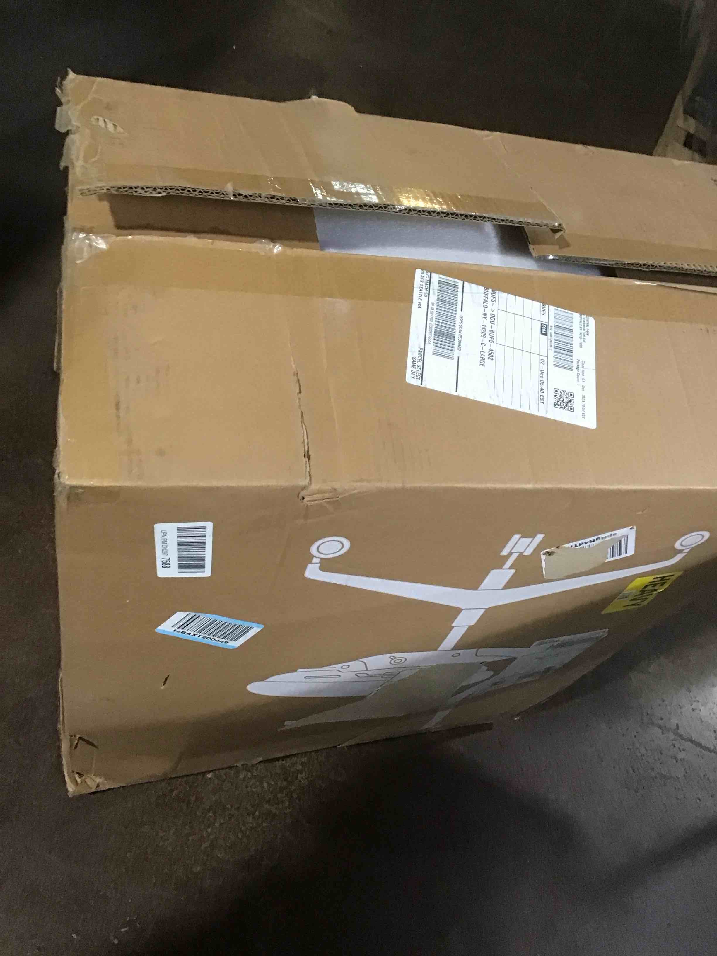 https://s3.amazonaws.com/lotting-images-prod/bidfta/GRA2132309_1739548906267.jpeg