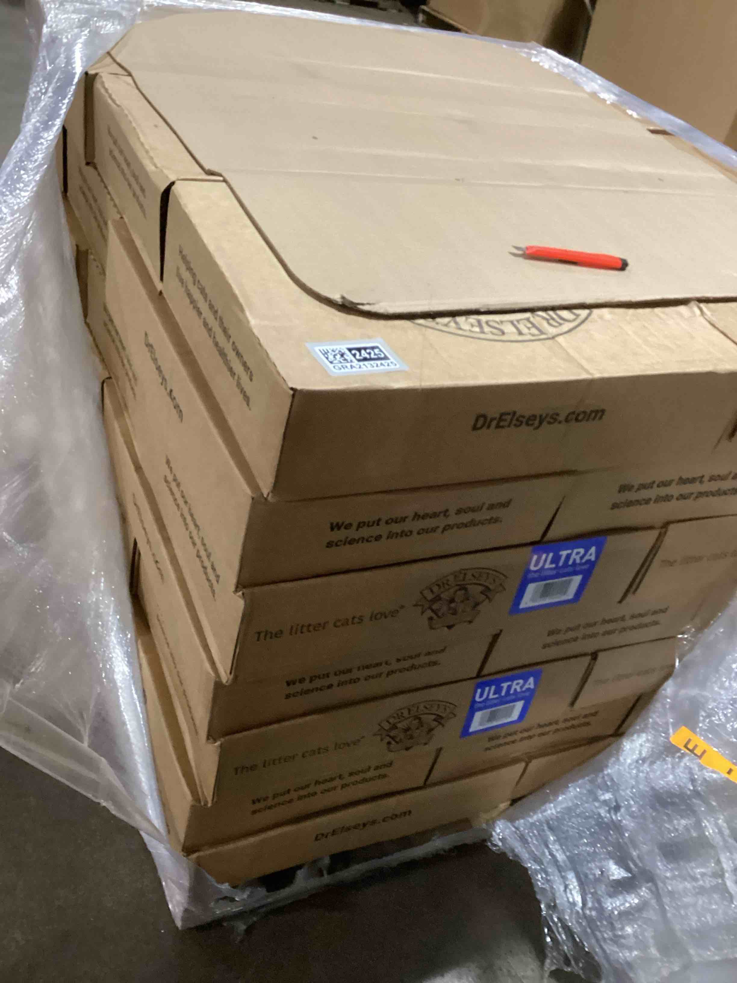 Dr. Elsey s Precious Cat Ultra Unscented Clumping Clay Cat Litter  40lb Bag