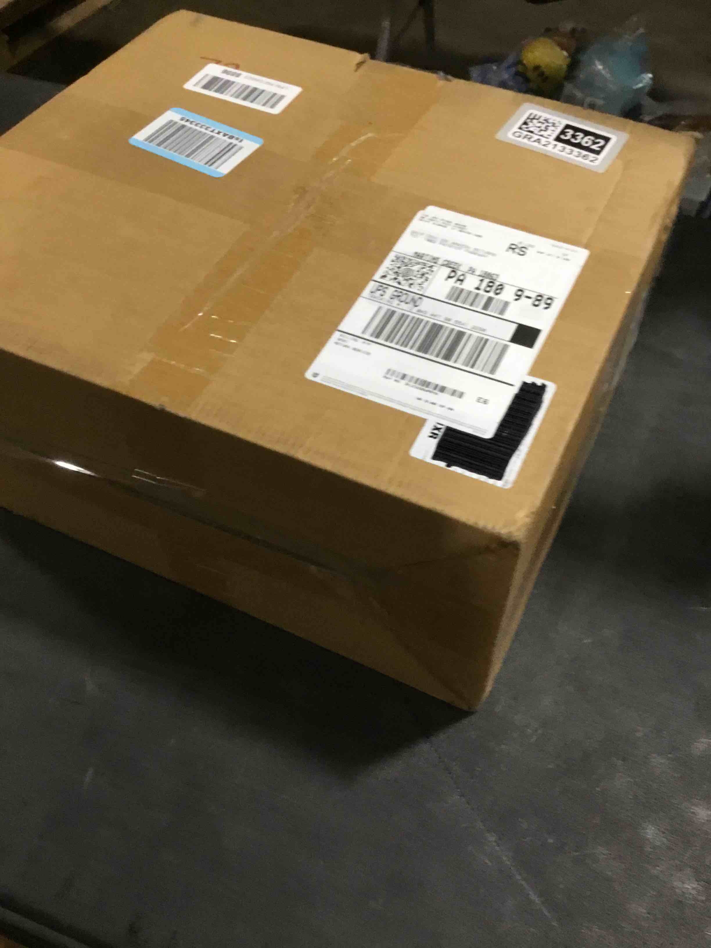 https://s3.amazonaws.com/lotting-images-prod/bidfta/GRA2133362_1741870565768.jpeg