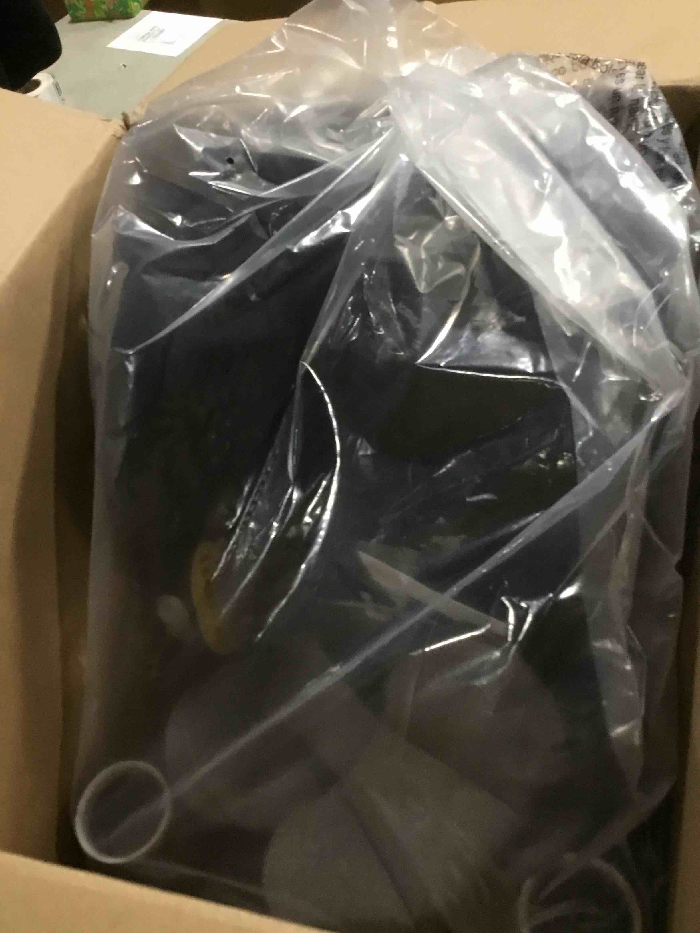 https://s3.amazonaws.com/lotting-images-prod/bidfta/GRA2133375_1741873579604.jpeg