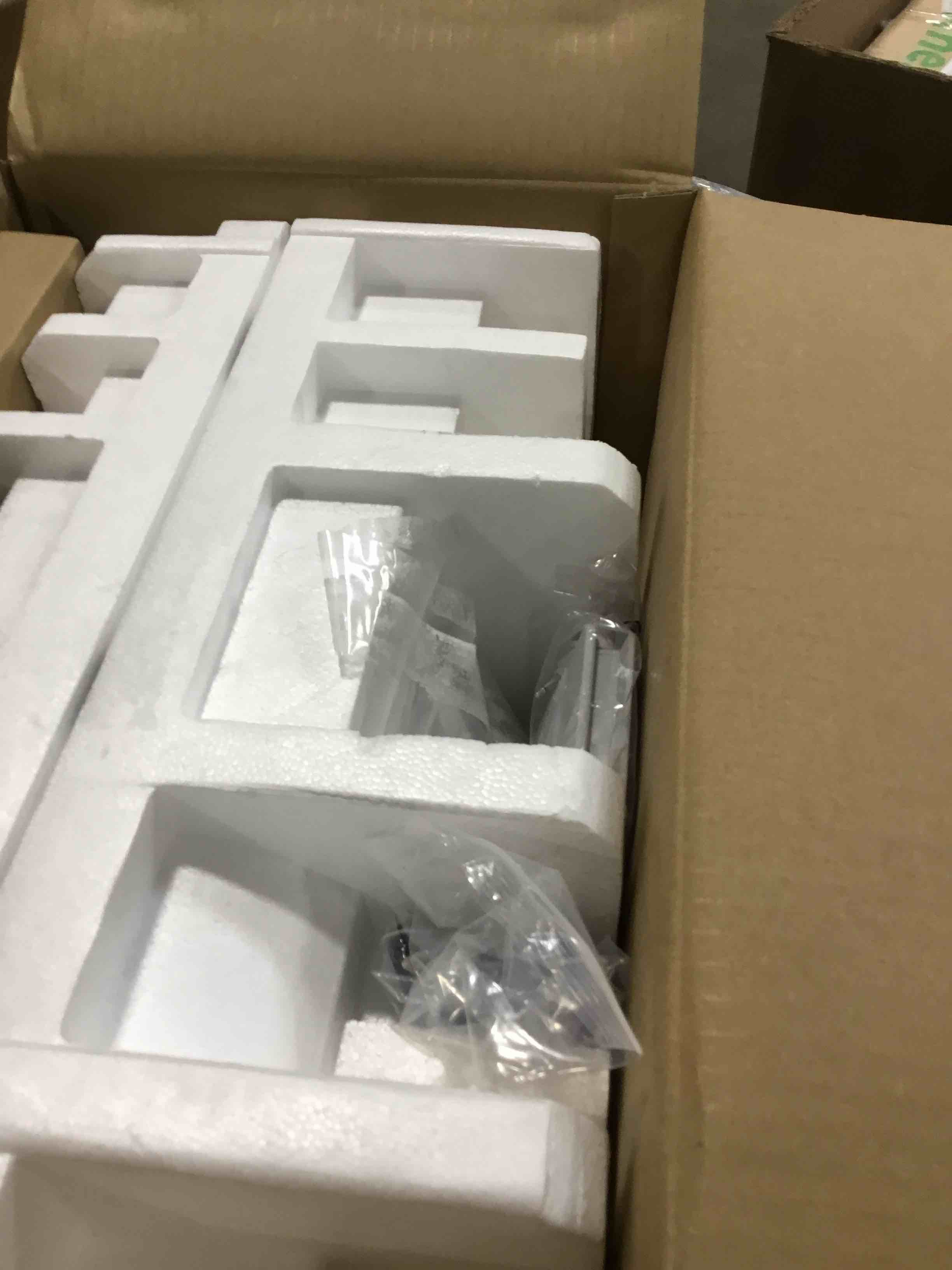 https://s3.amazonaws.com/lotting-images-prod/bidfta/GRA2133440_1741888931974.jpeg
