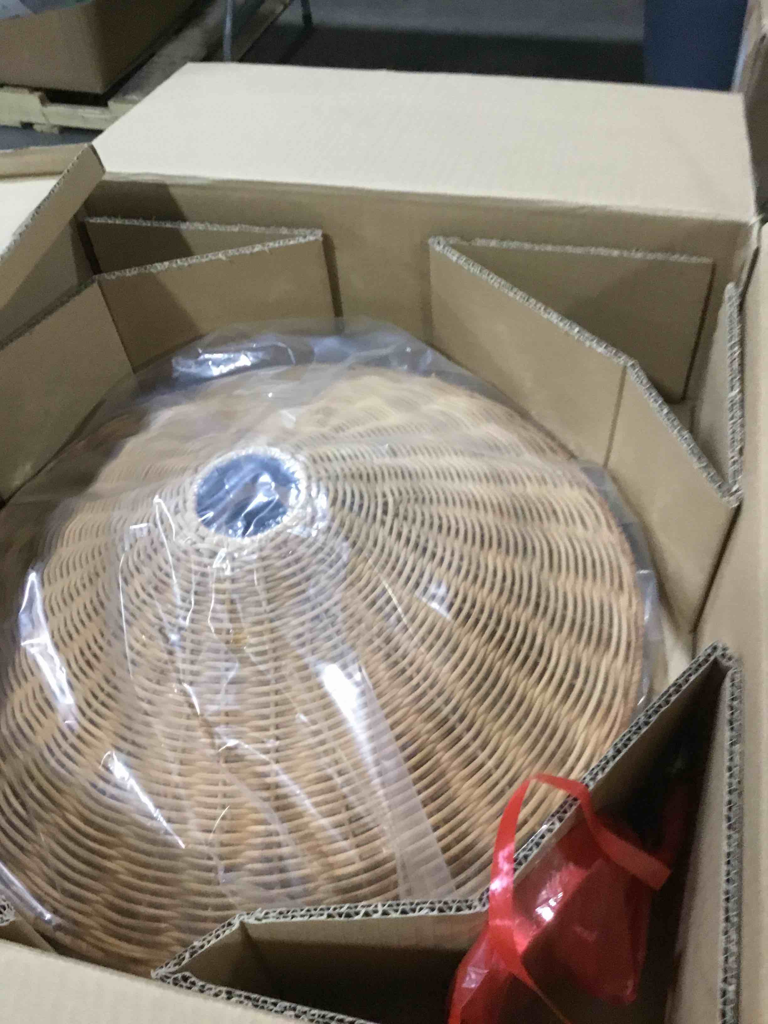 https://s3.amazonaws.com/lotting-images-prod/bidfta/GRA2133470_1741958378552.jpeg
