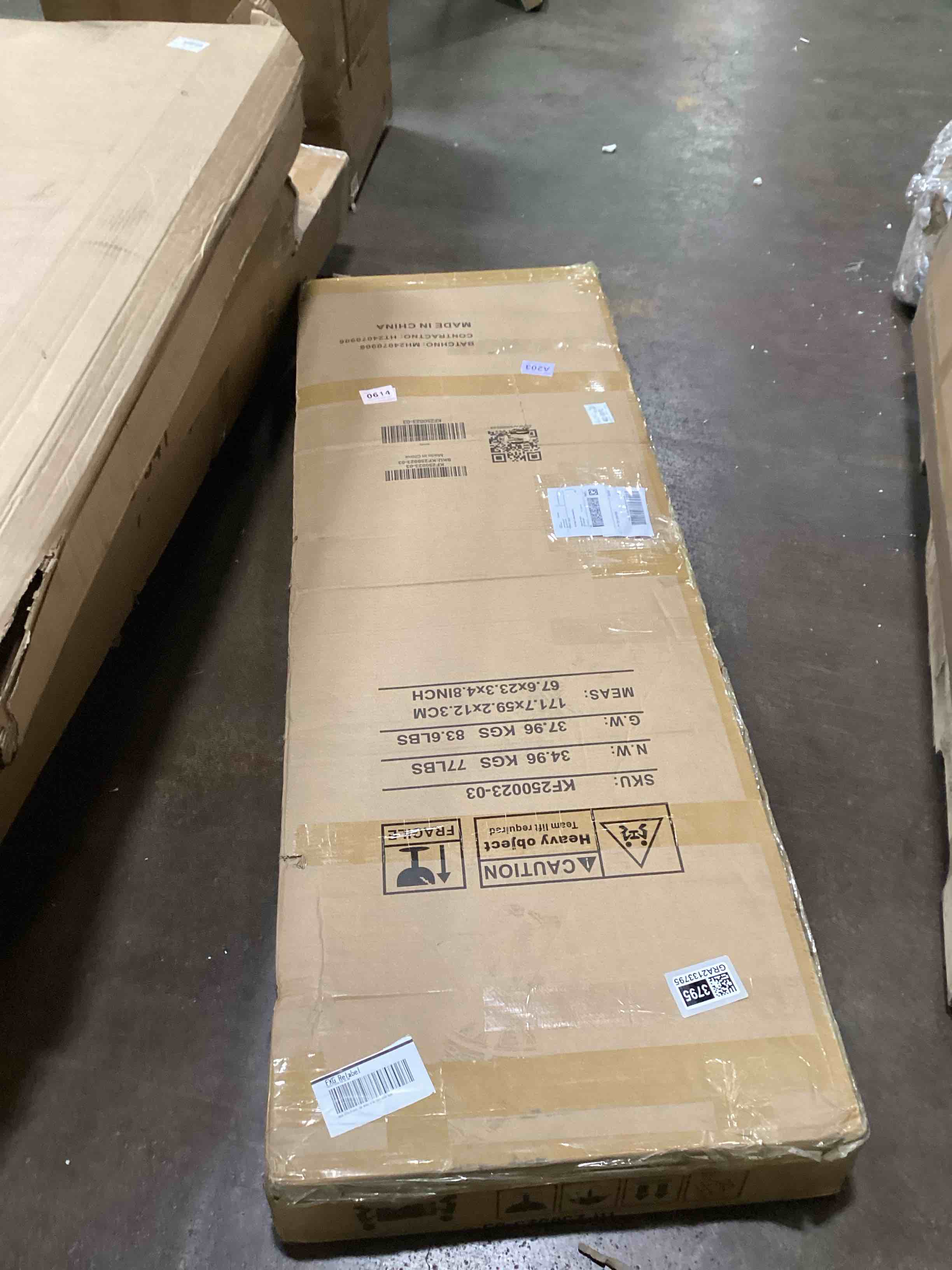 https://s3.amazonaws.com/lotting-images-prod/bidfta/GRA2133795_1742406553345.jpeg