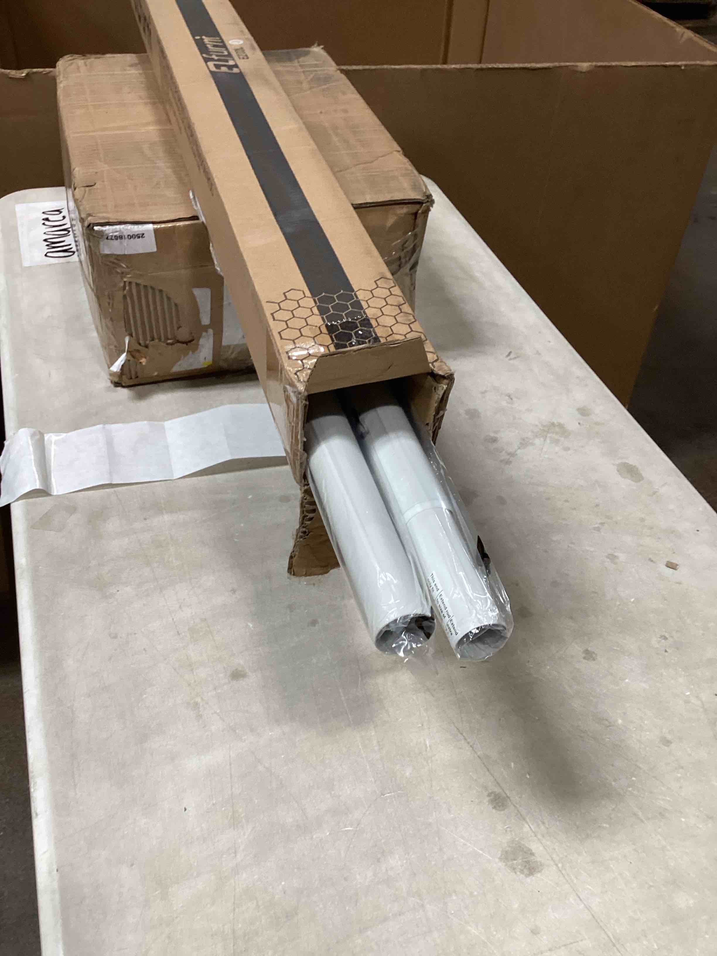 https://s3.amazonaws.com/lotting-images-prod/bidfta/GRA2133825_1742493800564.jpeg