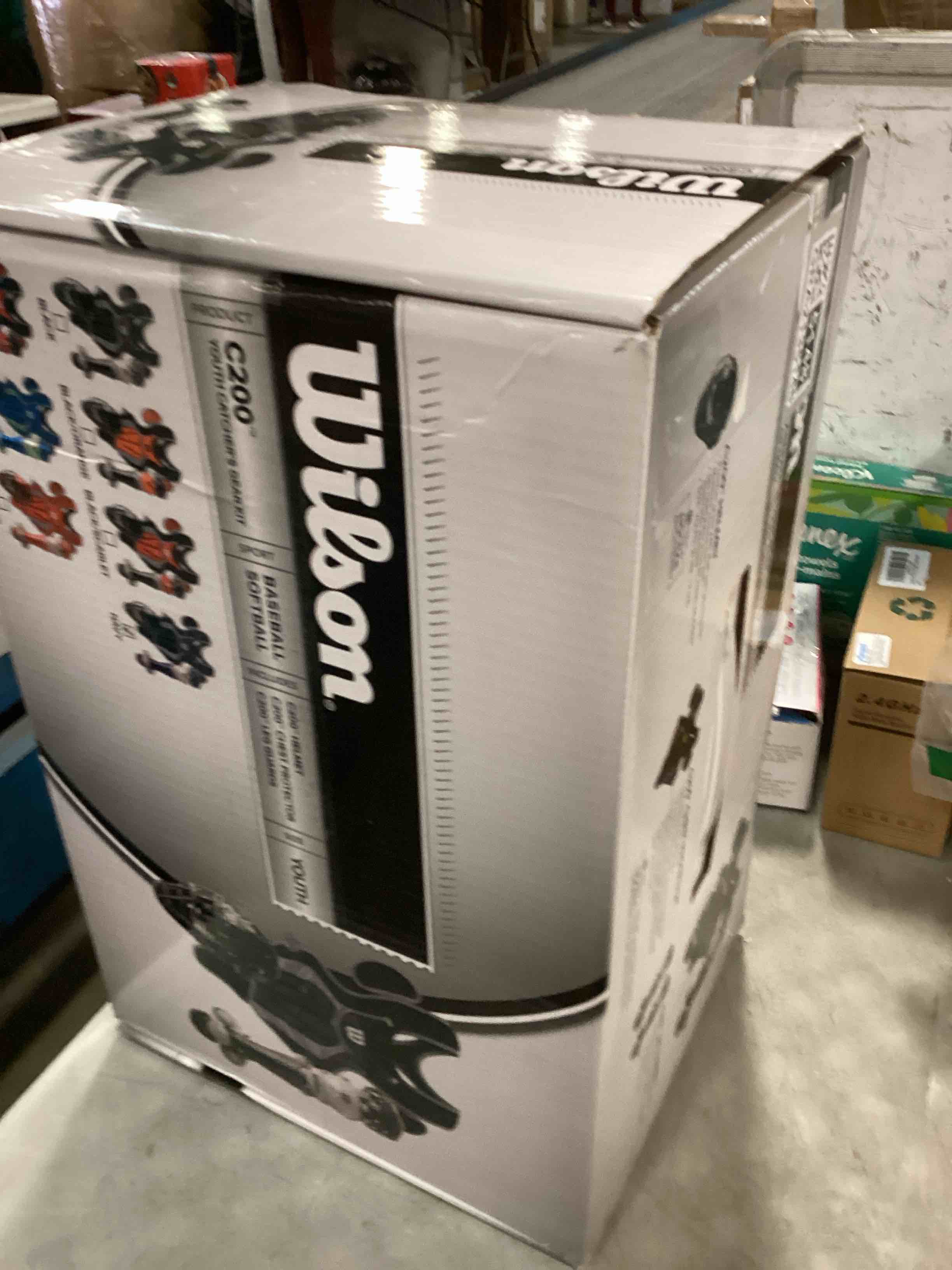 https://s3.amazonaws.com/lotting-images-prod/bidfta/GRA2135148_1738862572255.jpeg
