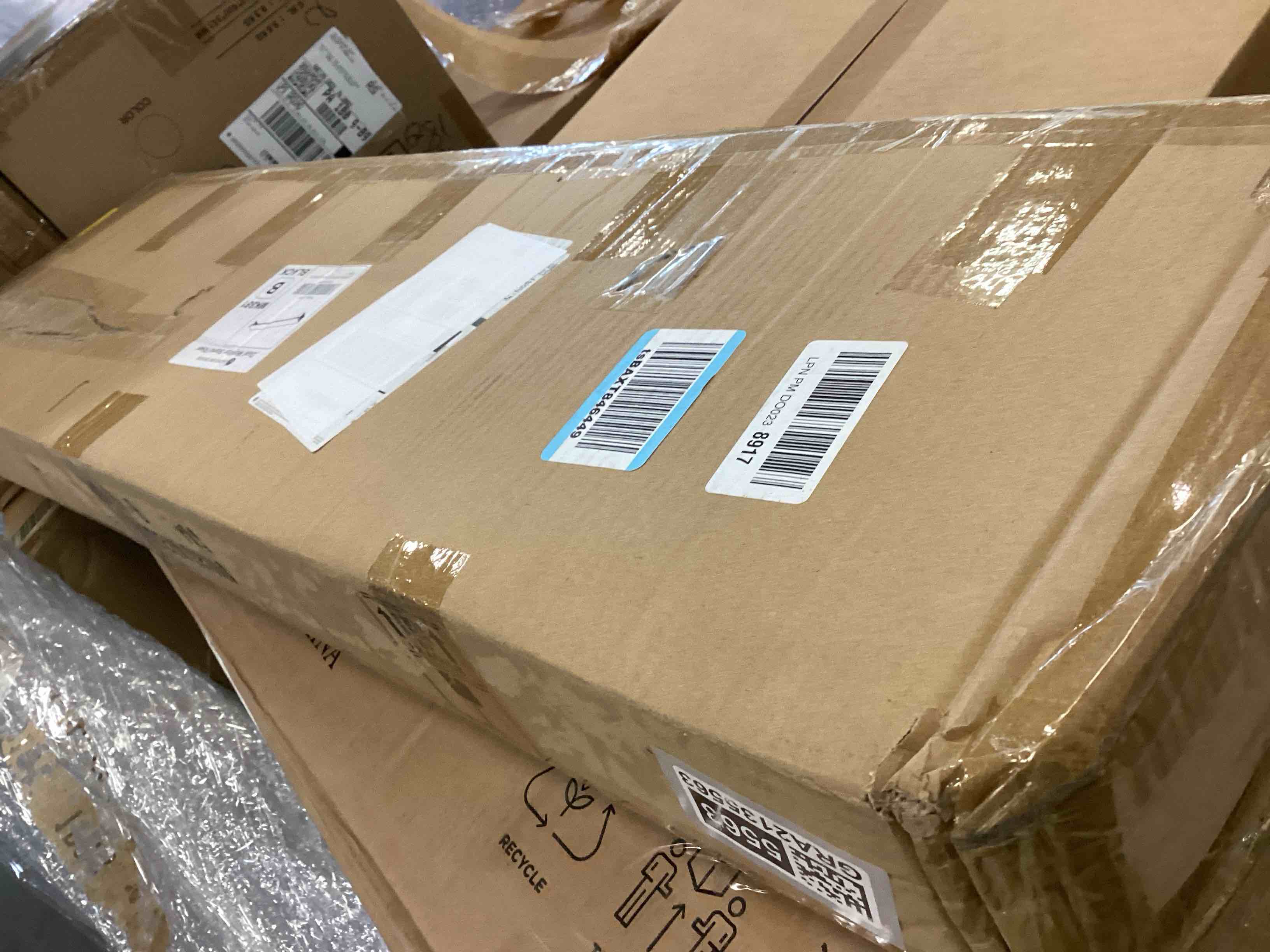 https://s3.amazonaws.com/lotting-images-prod/bidfta/GRA2135563_1739196660894.jpeg