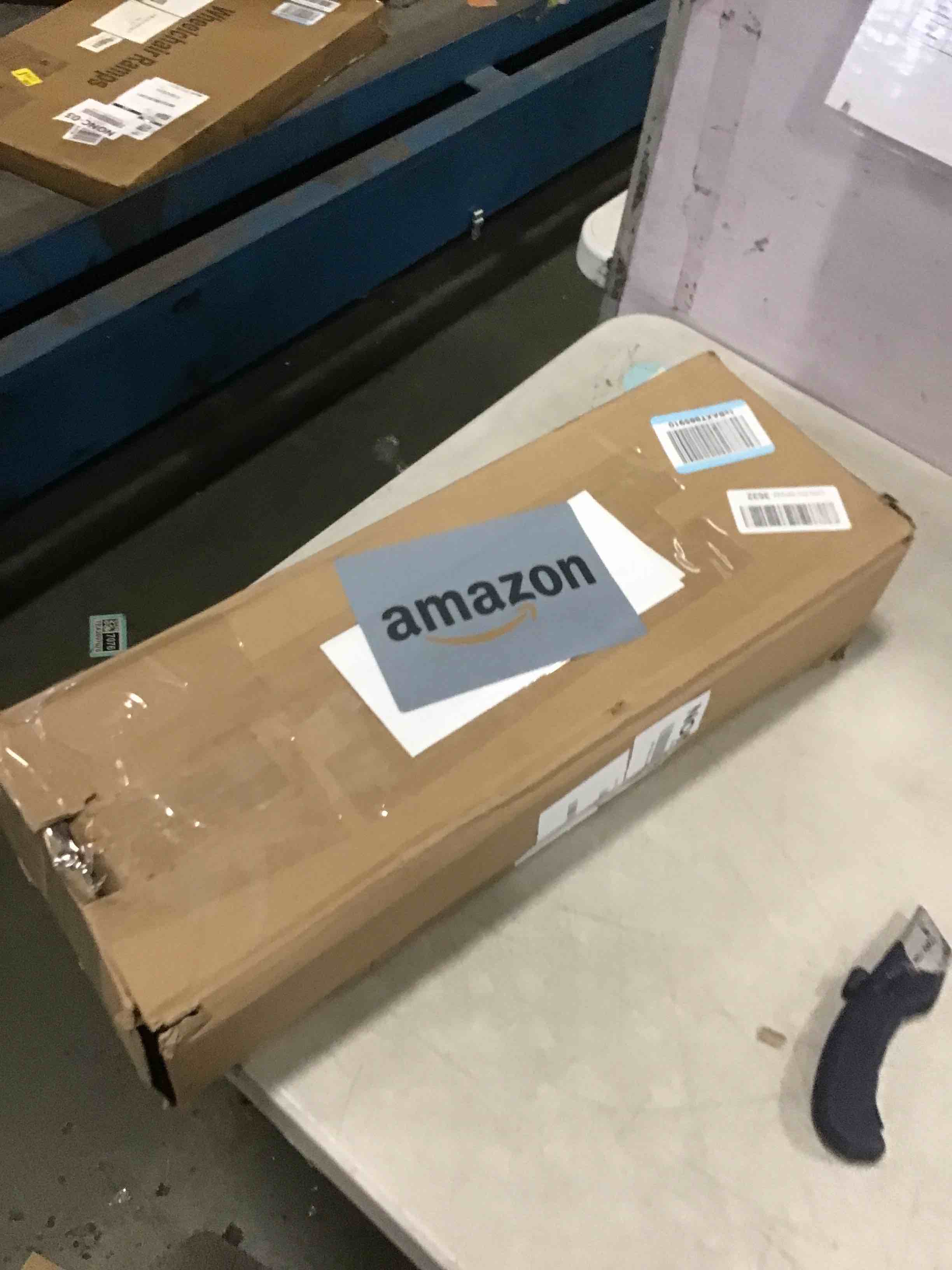 https://s3.amazonaws.com/lotting-images-prod/bidfta/GRA2136414_1739974661344.jpeg