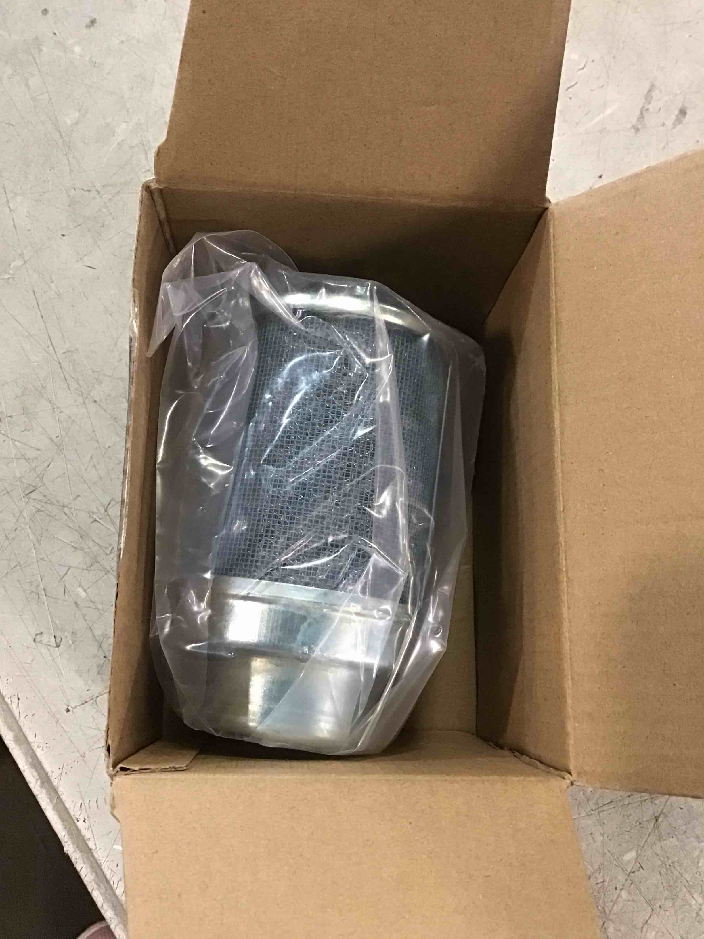 https://s3.amazonaws.com/lotting-images-prod/bidfta/GRA2139530_1740488893986.jpeg