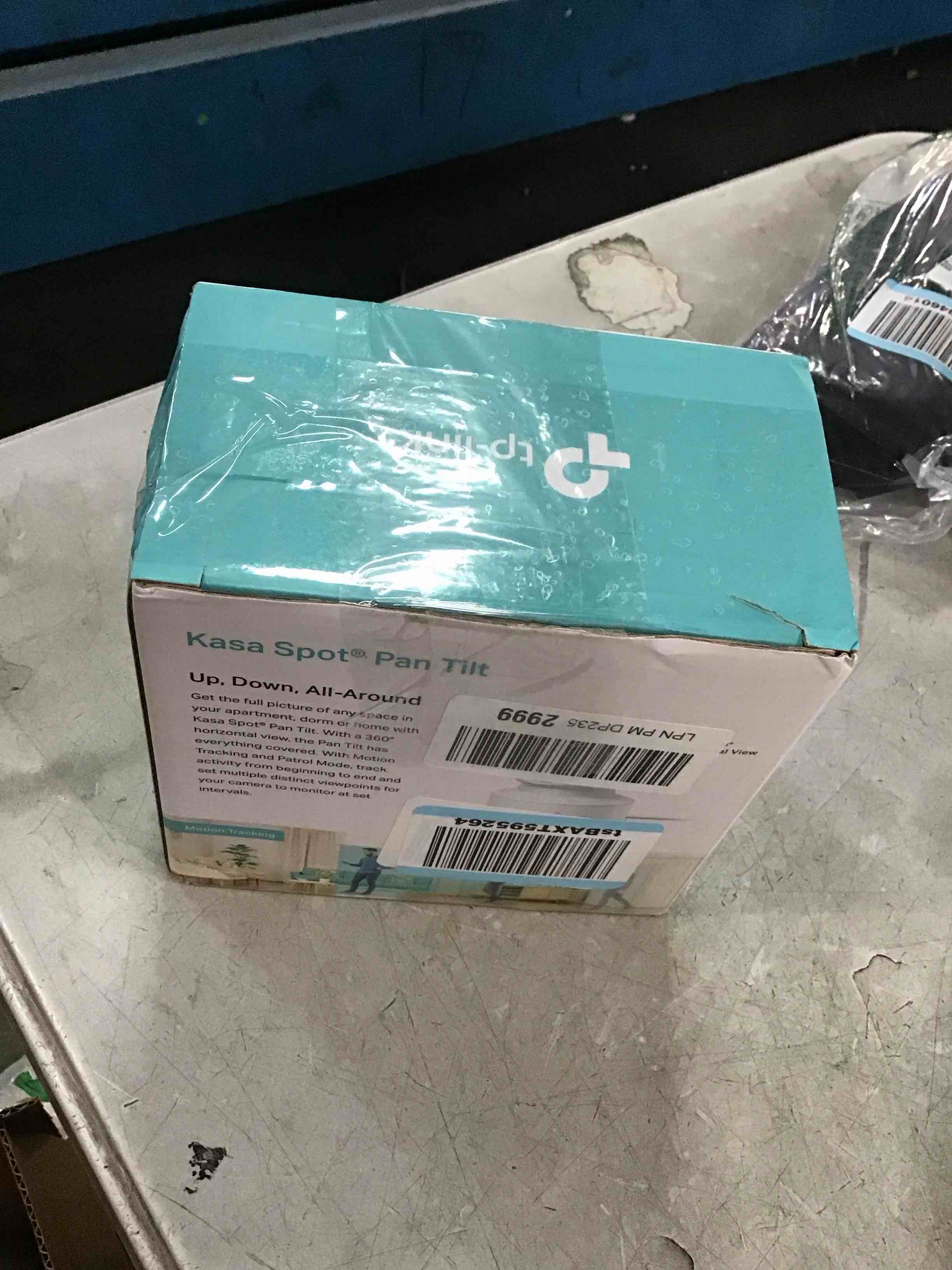 https://s3.amazonaws.com/lotting-images-prod/bidfta/GRA2139564_1740492473090.jpeg