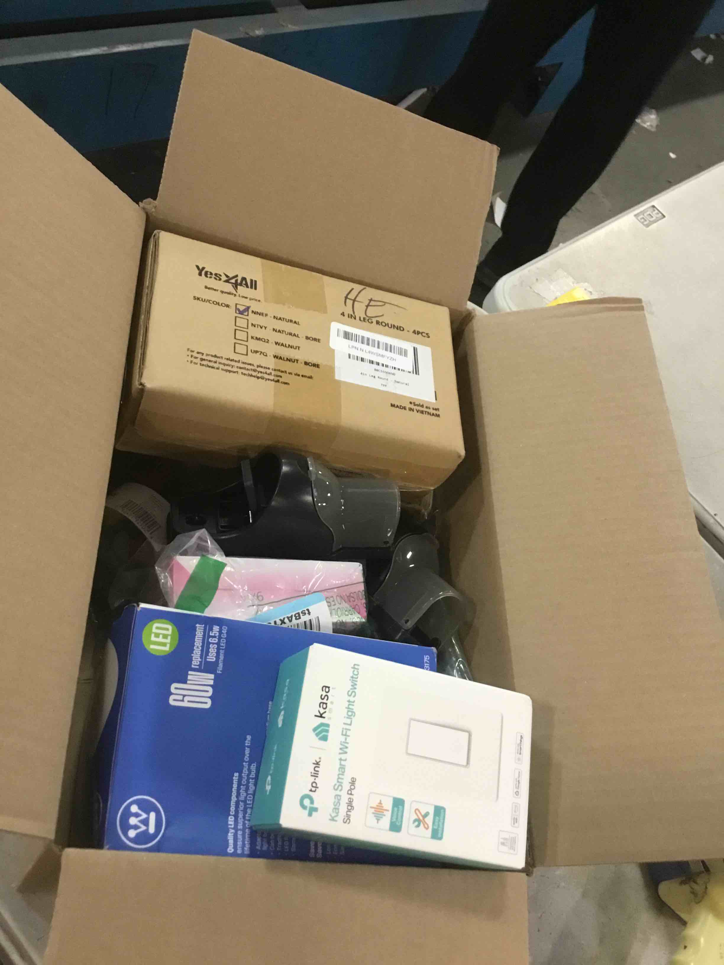 https://s3.amazonaws.com/lotting-images-prod/bidfta/GRA2139744_1740517664477.jpeg